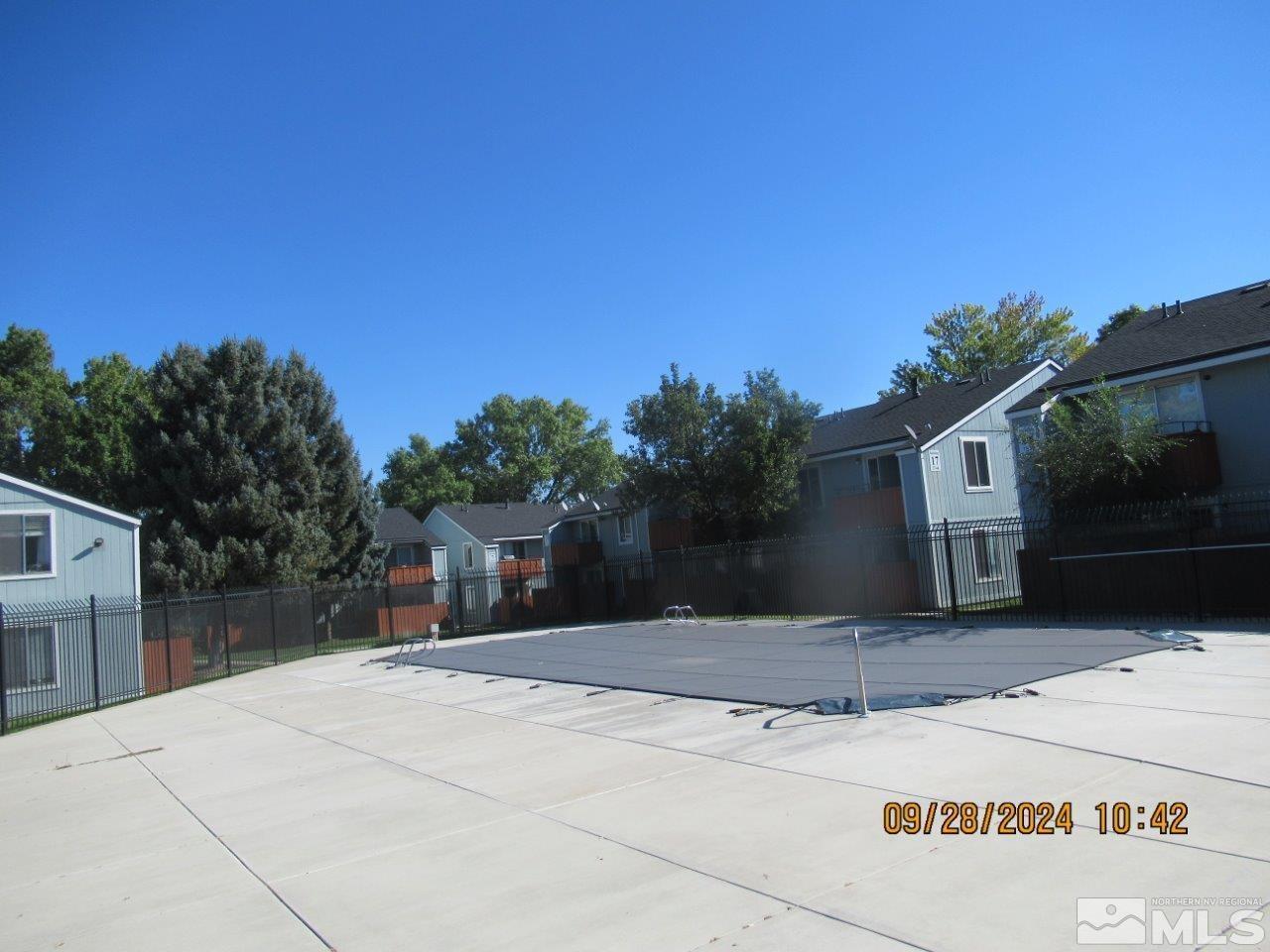 Photo #17: 240012760 Listing: Photo #17