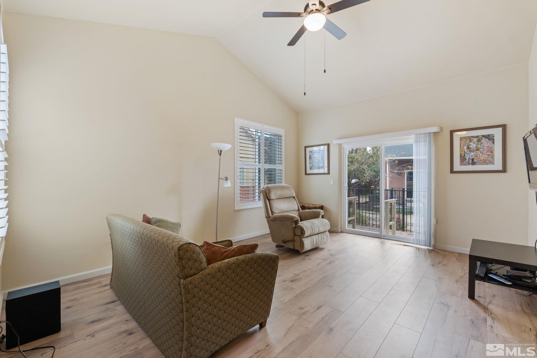 Photo #6: 240012993 Listing 