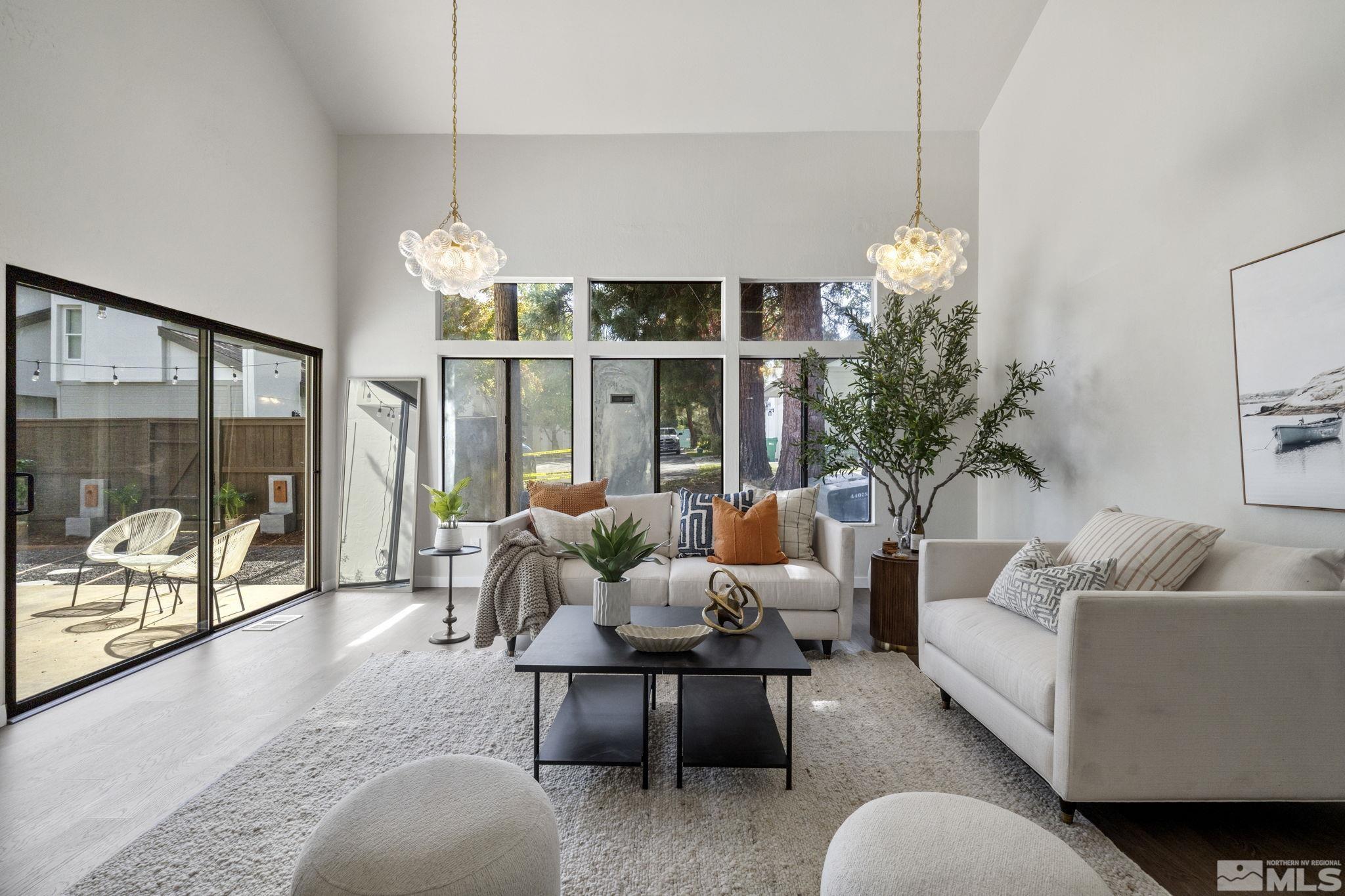 Photo #3: 240013026 Listing 