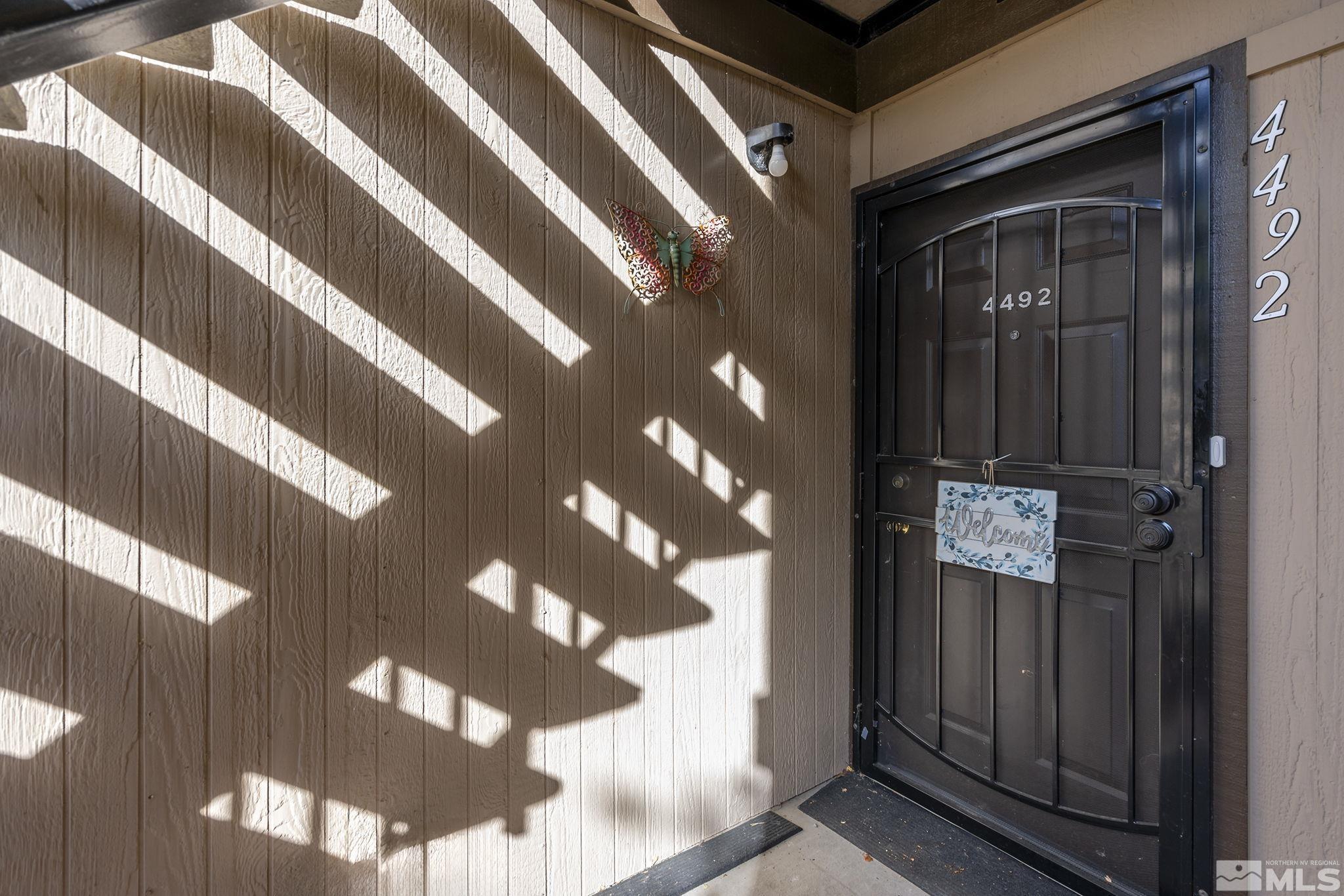 Photo #2: 240013179 Listing 