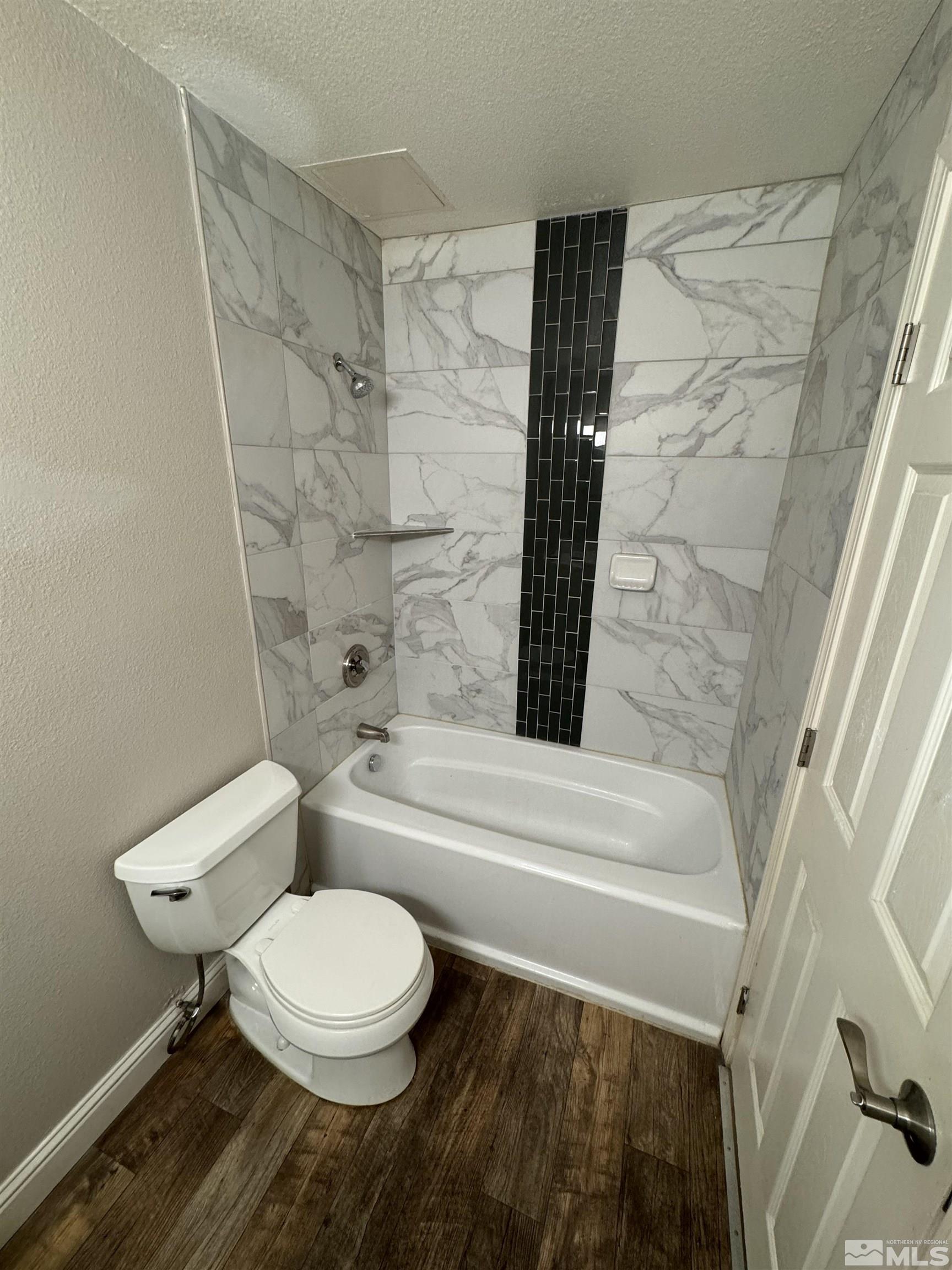 Photo #5: 240013411 Listing: Photo #5