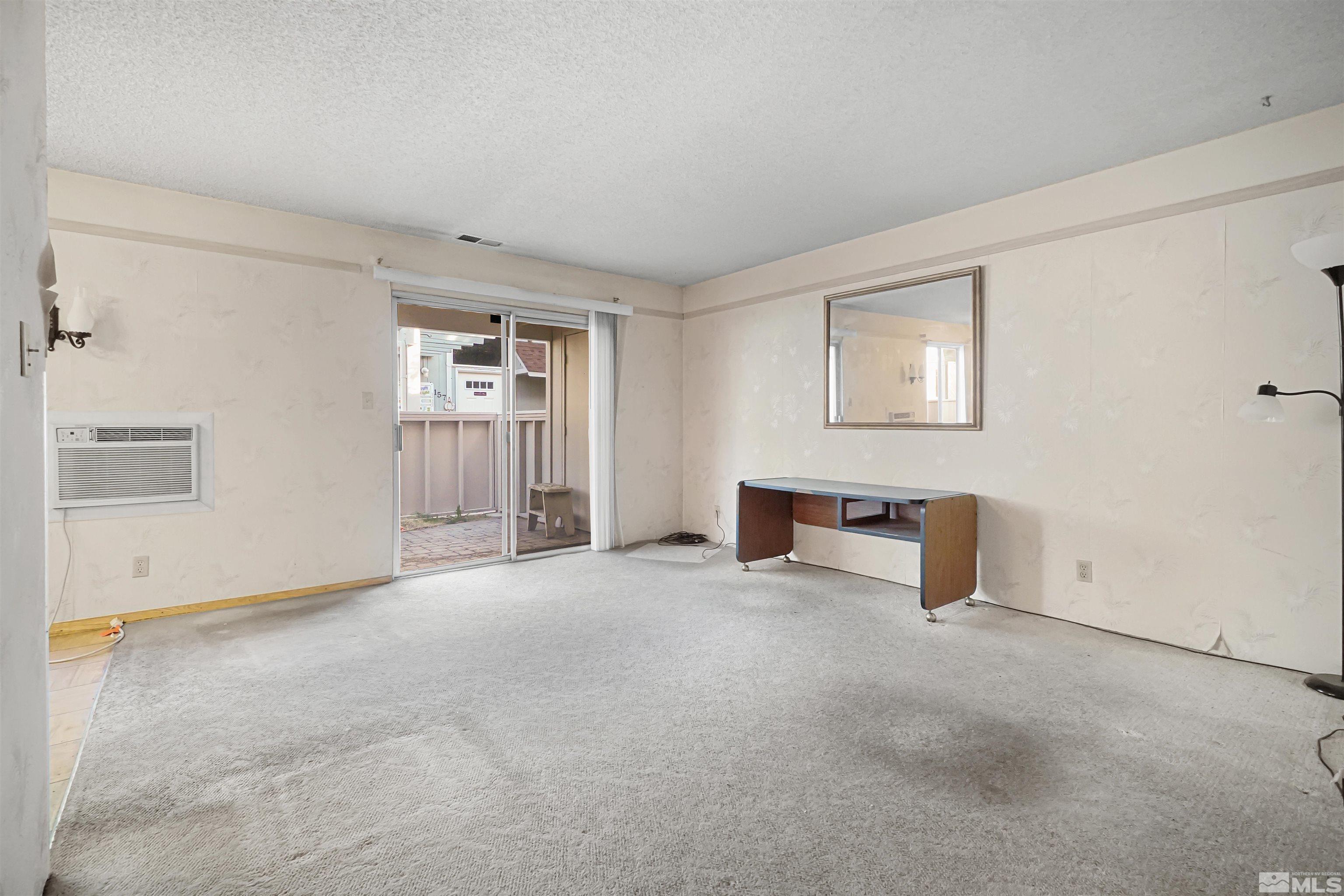 Photo #5: 240013637 Listing 