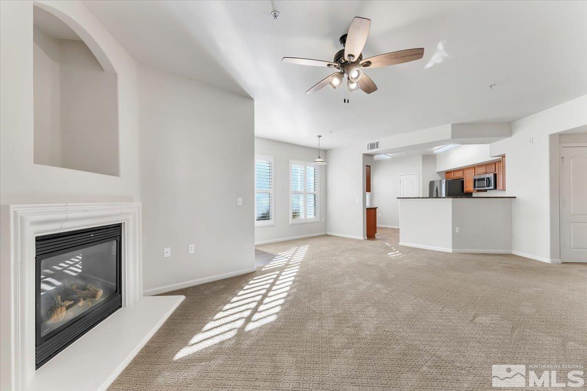 Photo #6: 240013715 Listing 