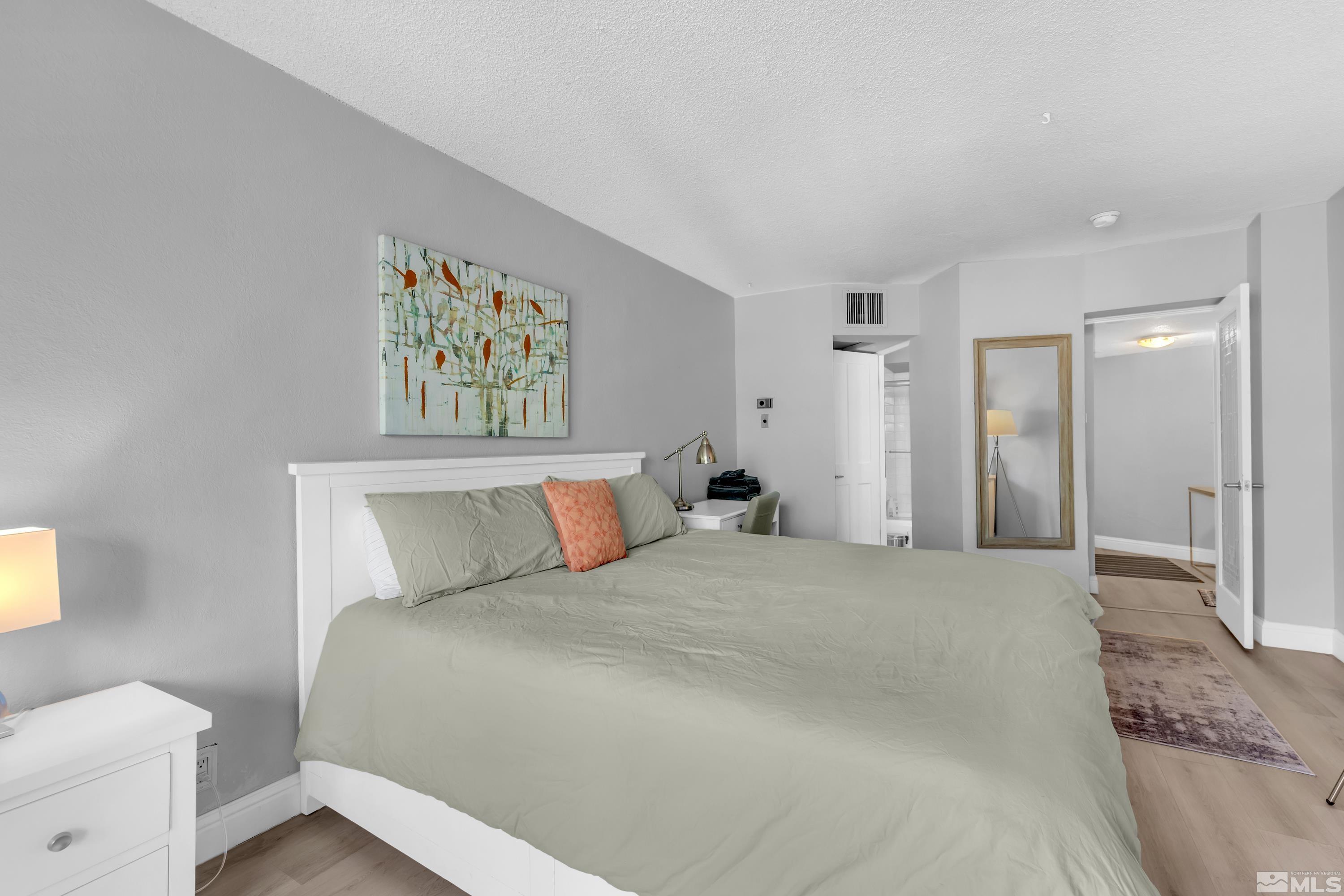 Photo #21: 240013781 Listing: Photo #21