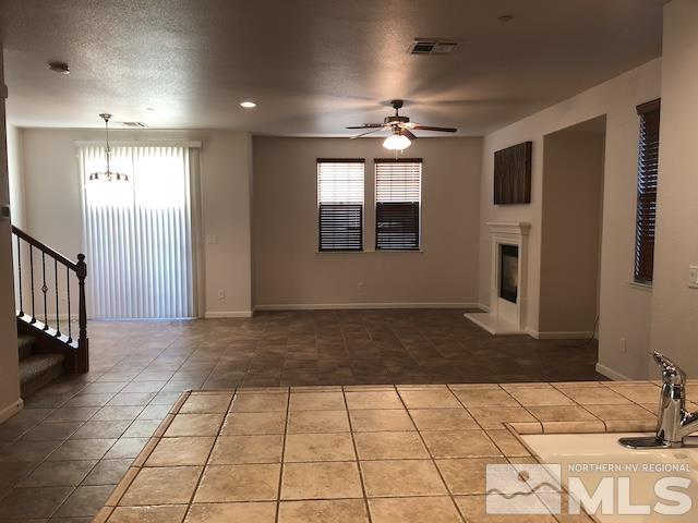 Photo #5: 240013957 Listing 