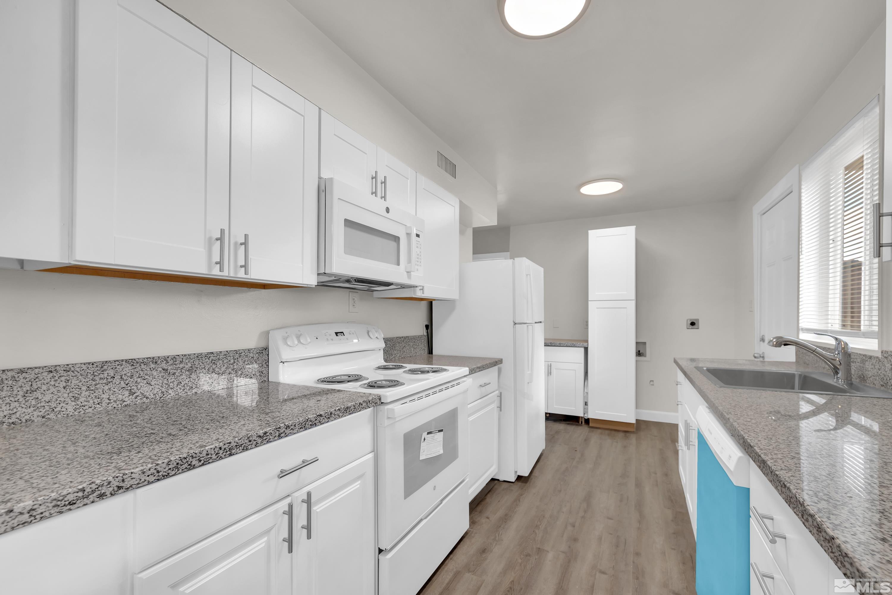 Photo #4: 240014093 Listing 