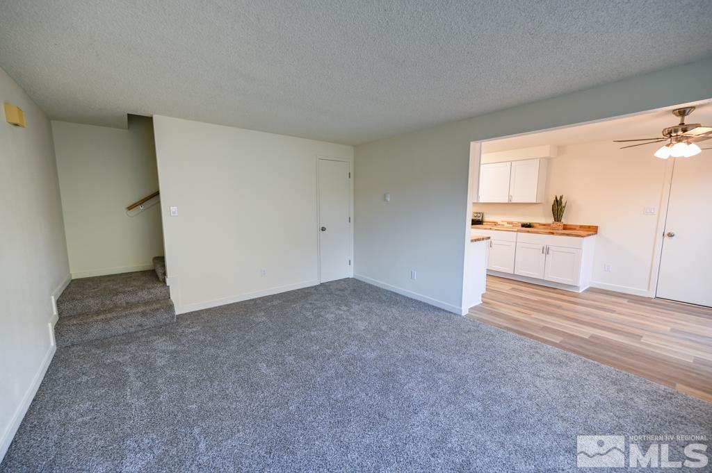 Photo #3: 240014136 Listing 