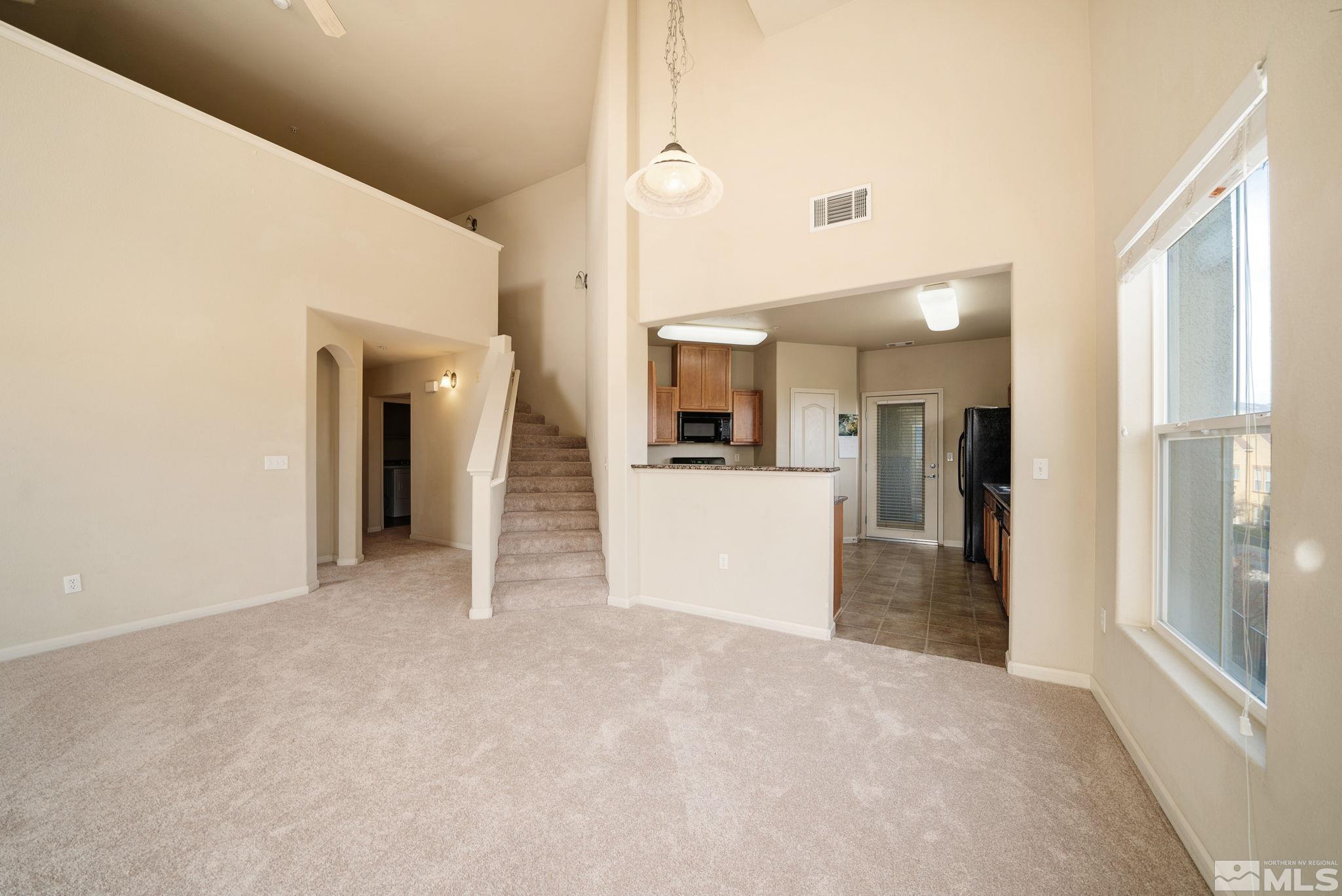 Photo #5: 240014141 Listing 