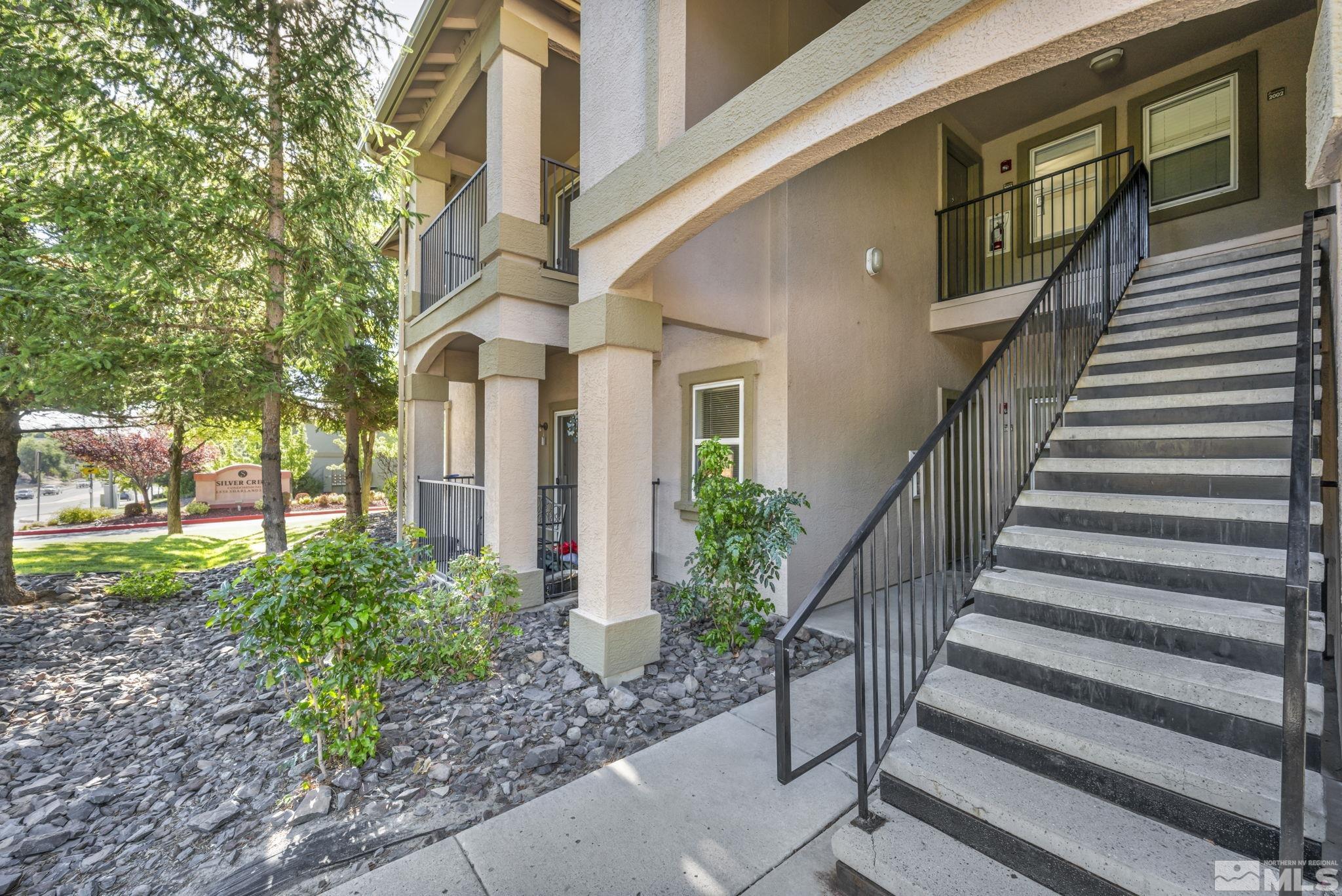 Photo #2: 240014212 Listing 