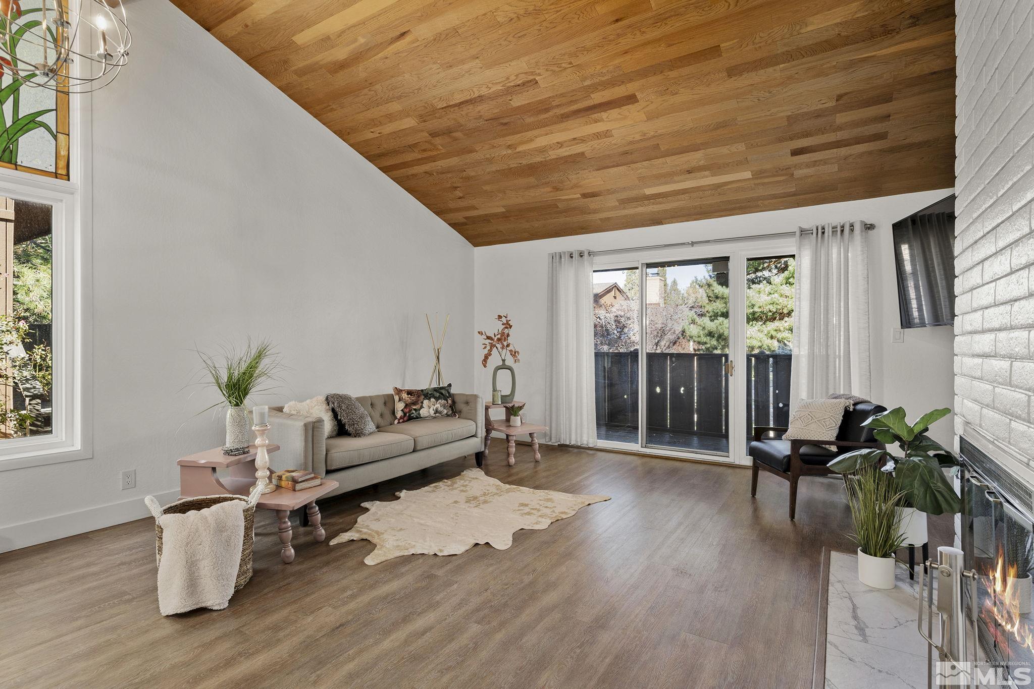 Photo #6: 240014373 Listing 