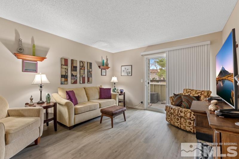 Photo #3: 240014415 Listing 