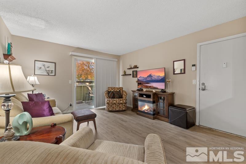 Photo #4: 240014415 Listing 