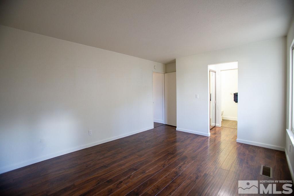 Photo #4: 240014547 Listing 