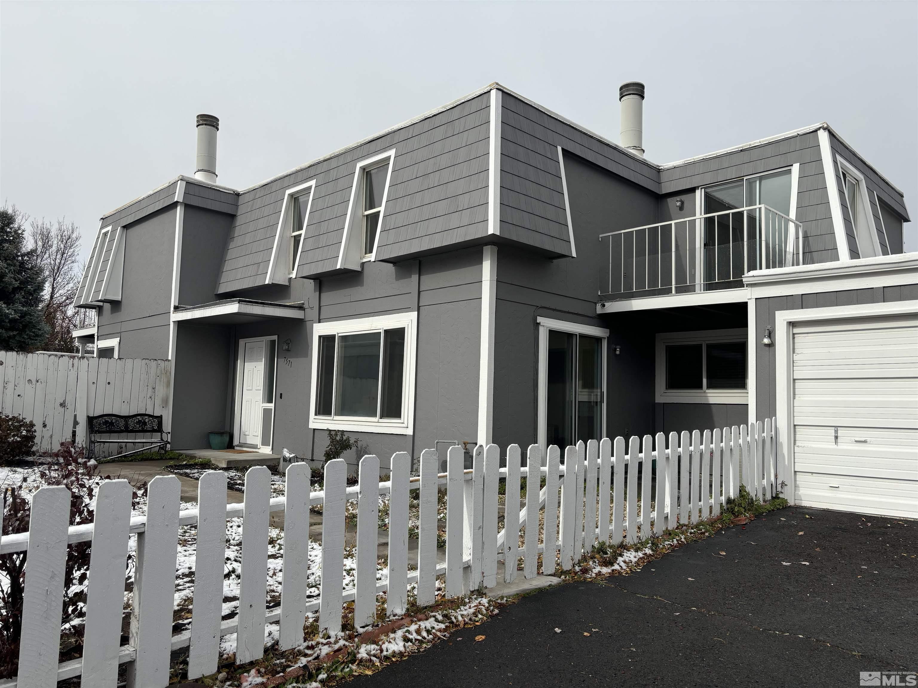 Photo #2: 240014548 Listing 