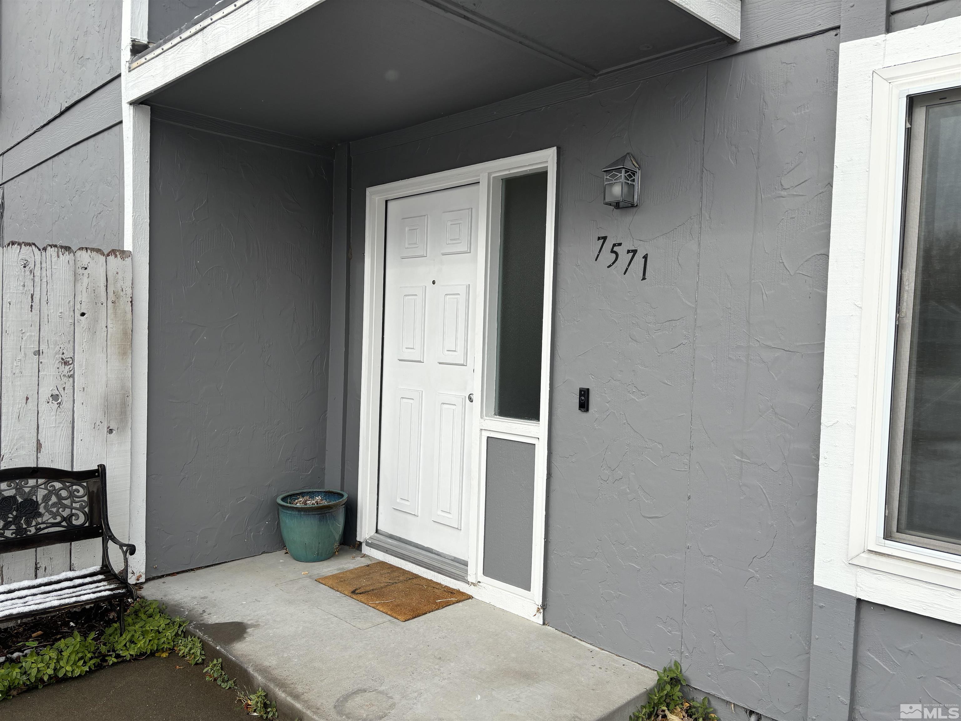 Photo #4: 240014548 Listing 