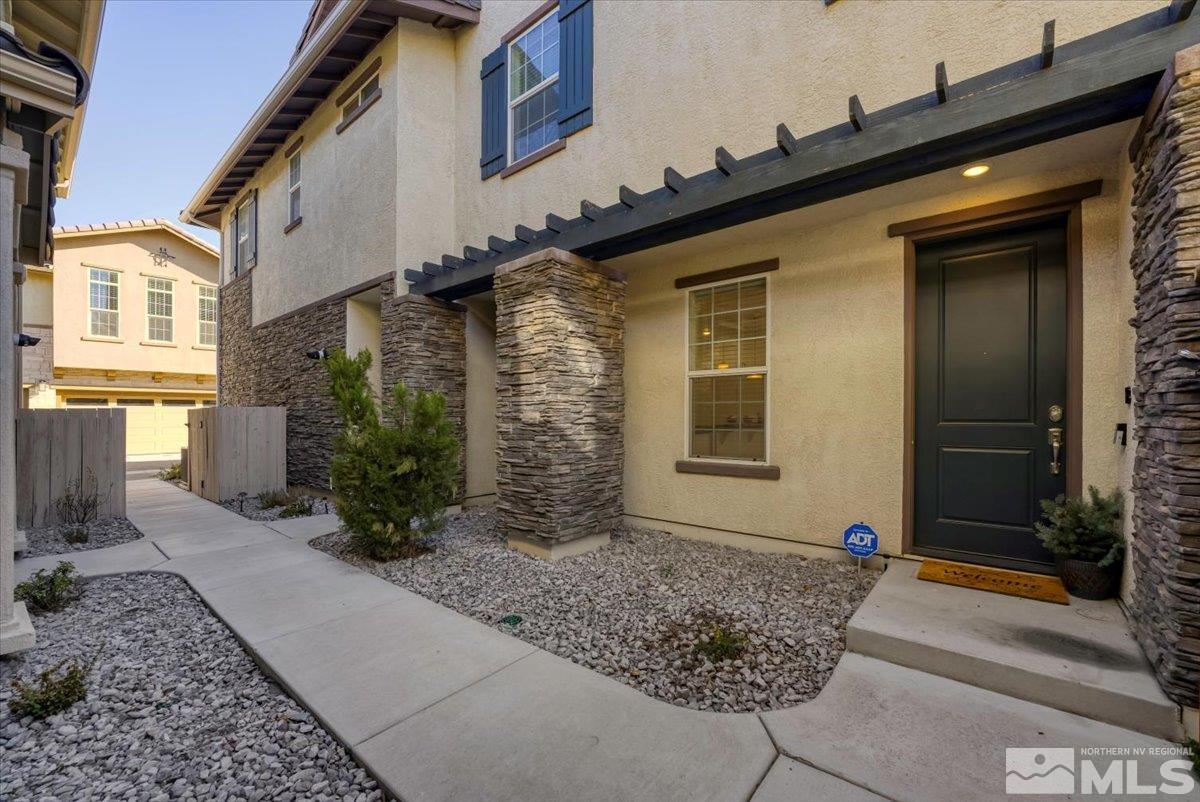 Photo #2: 240014617 Listing 