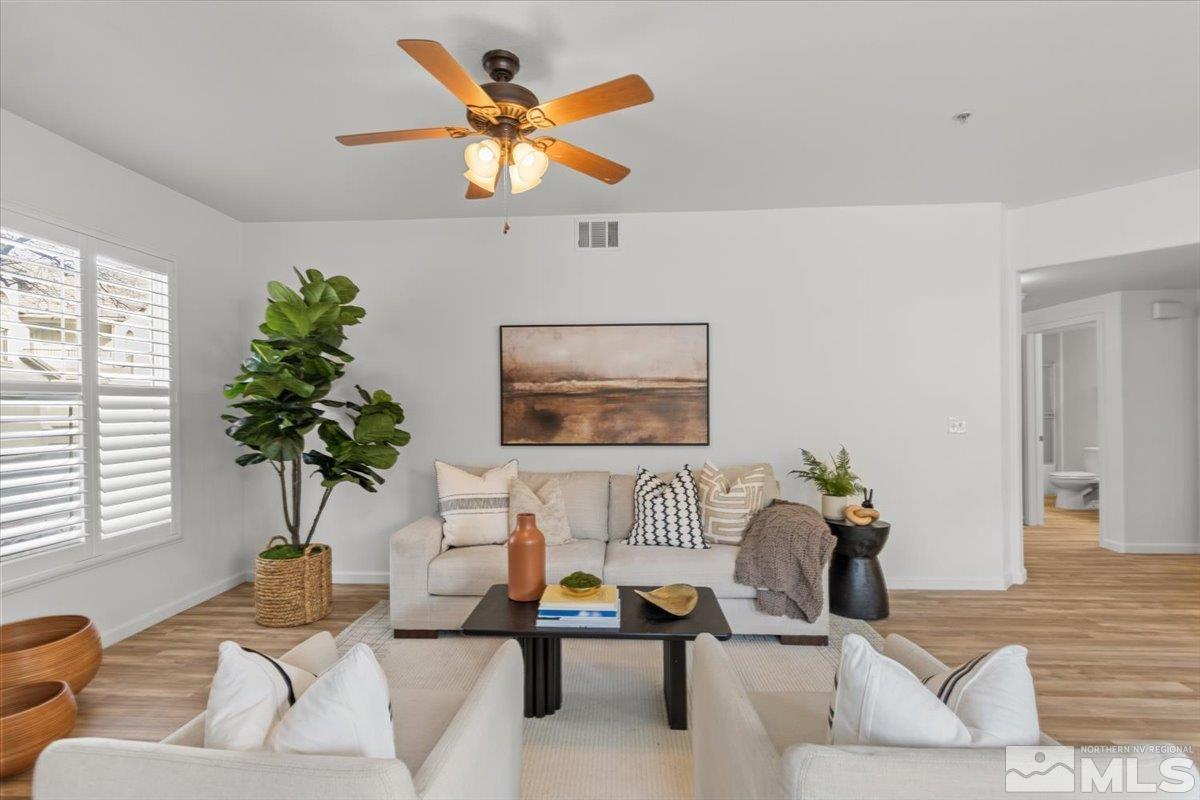 Photo #5: 240014680 Listing 