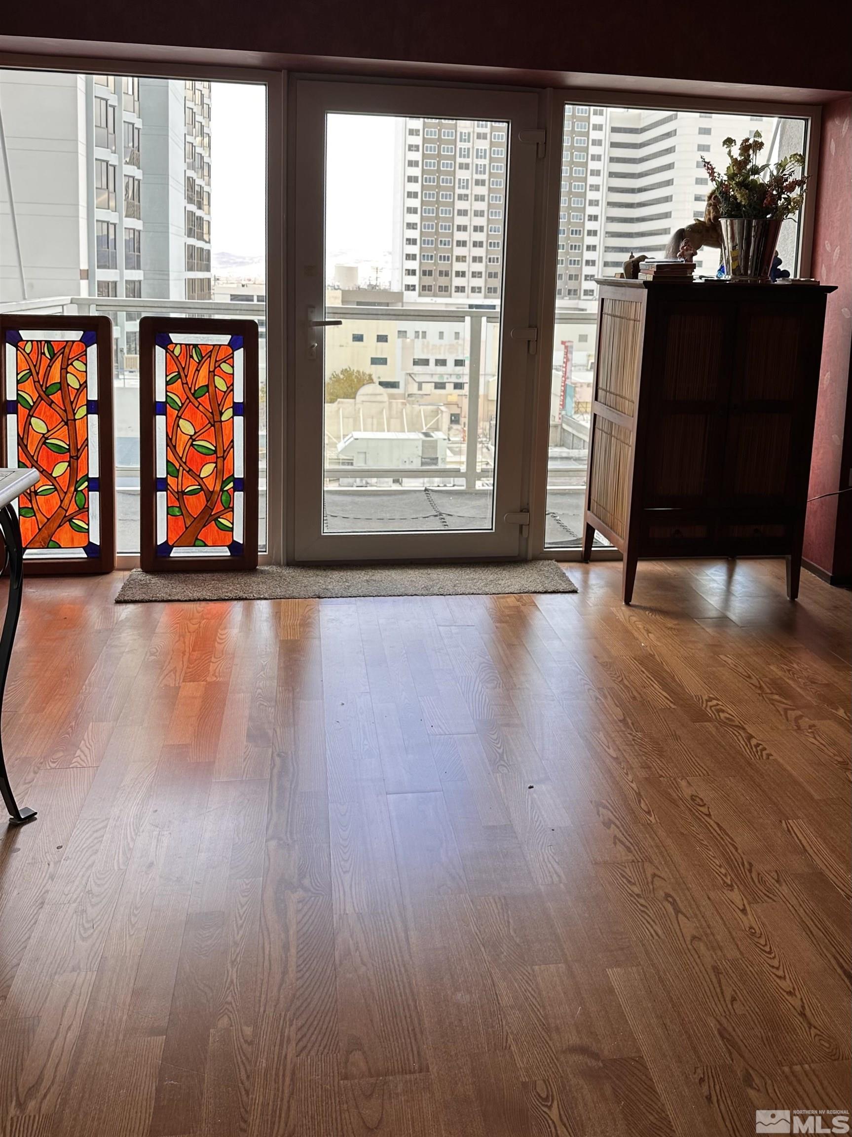 Photo #3: 240014730 Listing 
