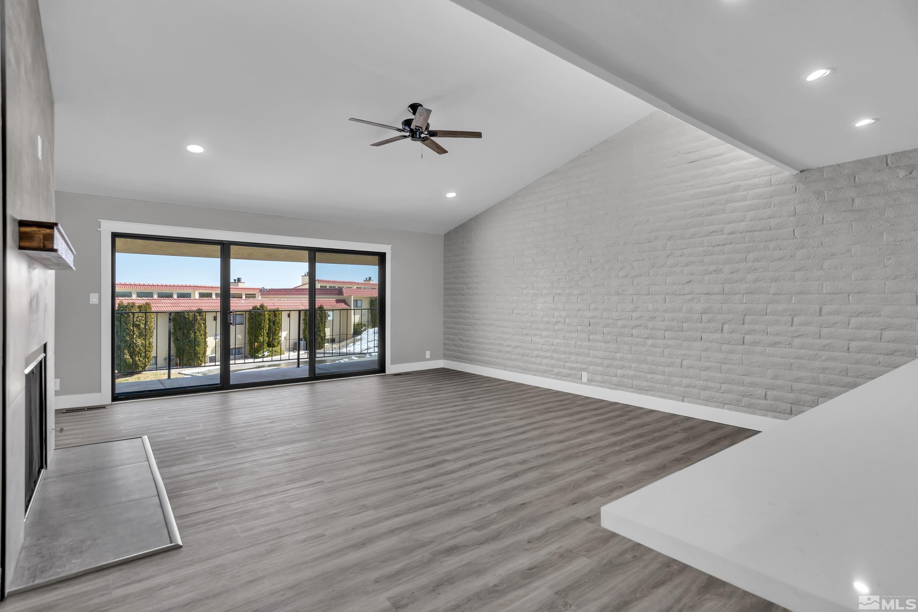 Photo #6: 240014912 Listing 