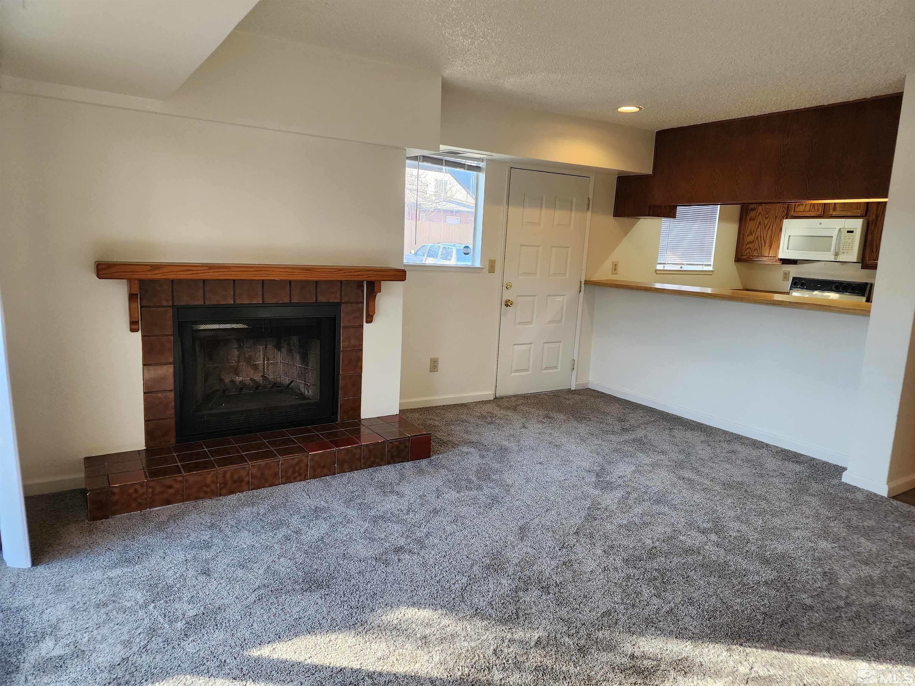 Photo #4: 240015031 Listing 