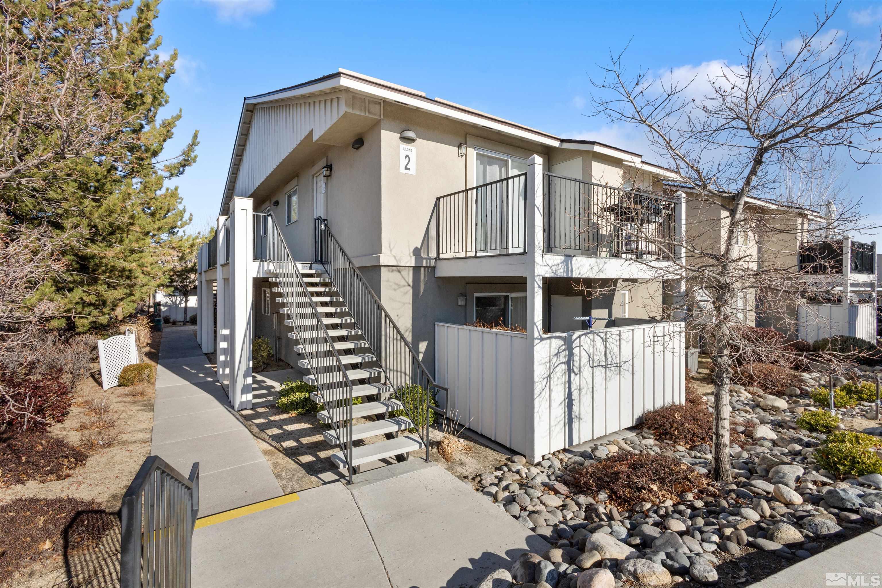 Photo #2: 240015248 Listing 