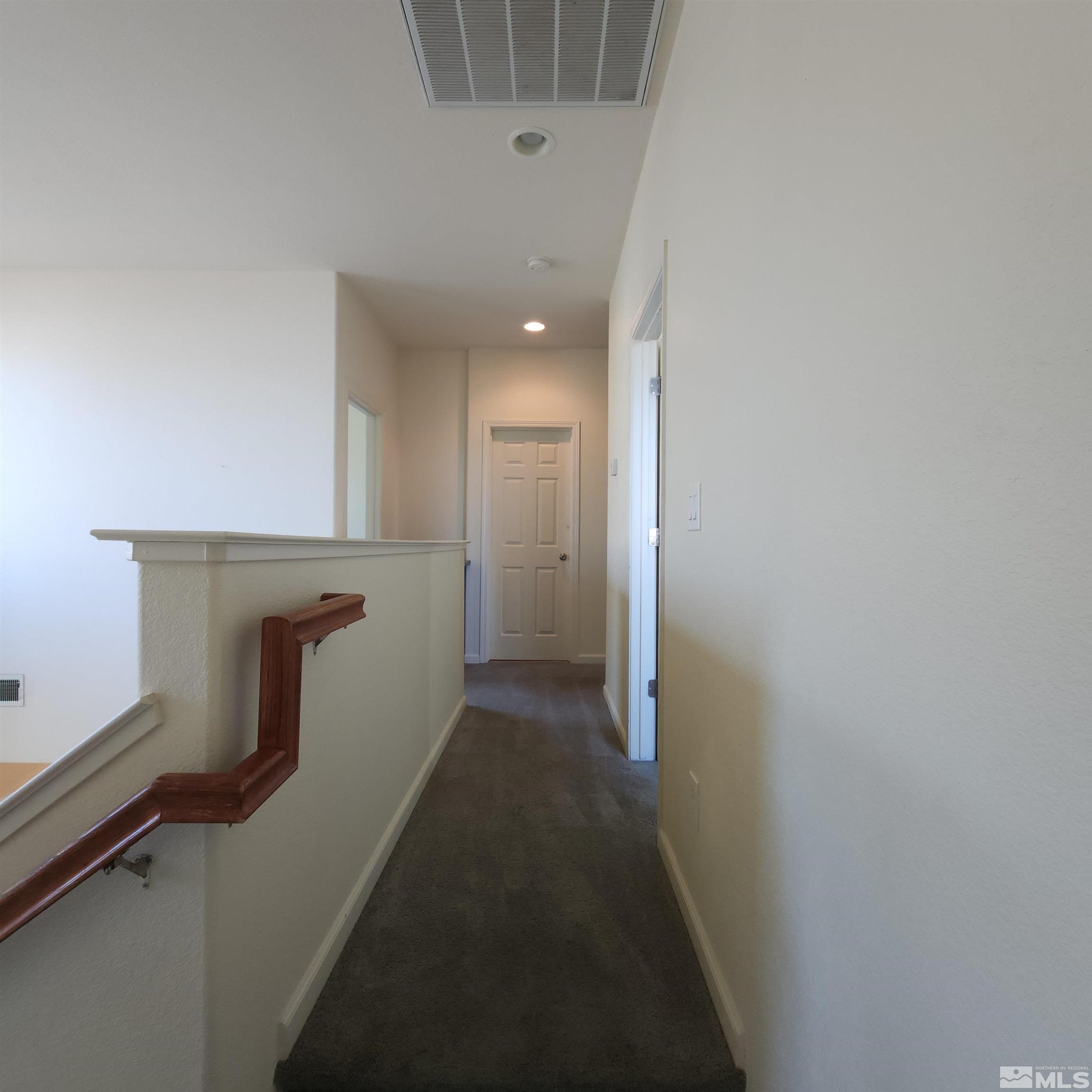 Photo #16: 240015415 Listing: Photo #16