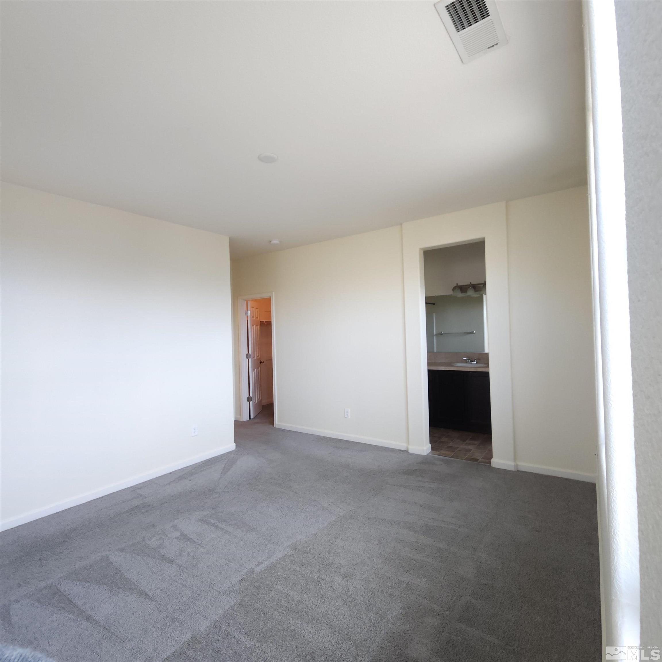 Photo #19: 240015415 Listing: Photo #19