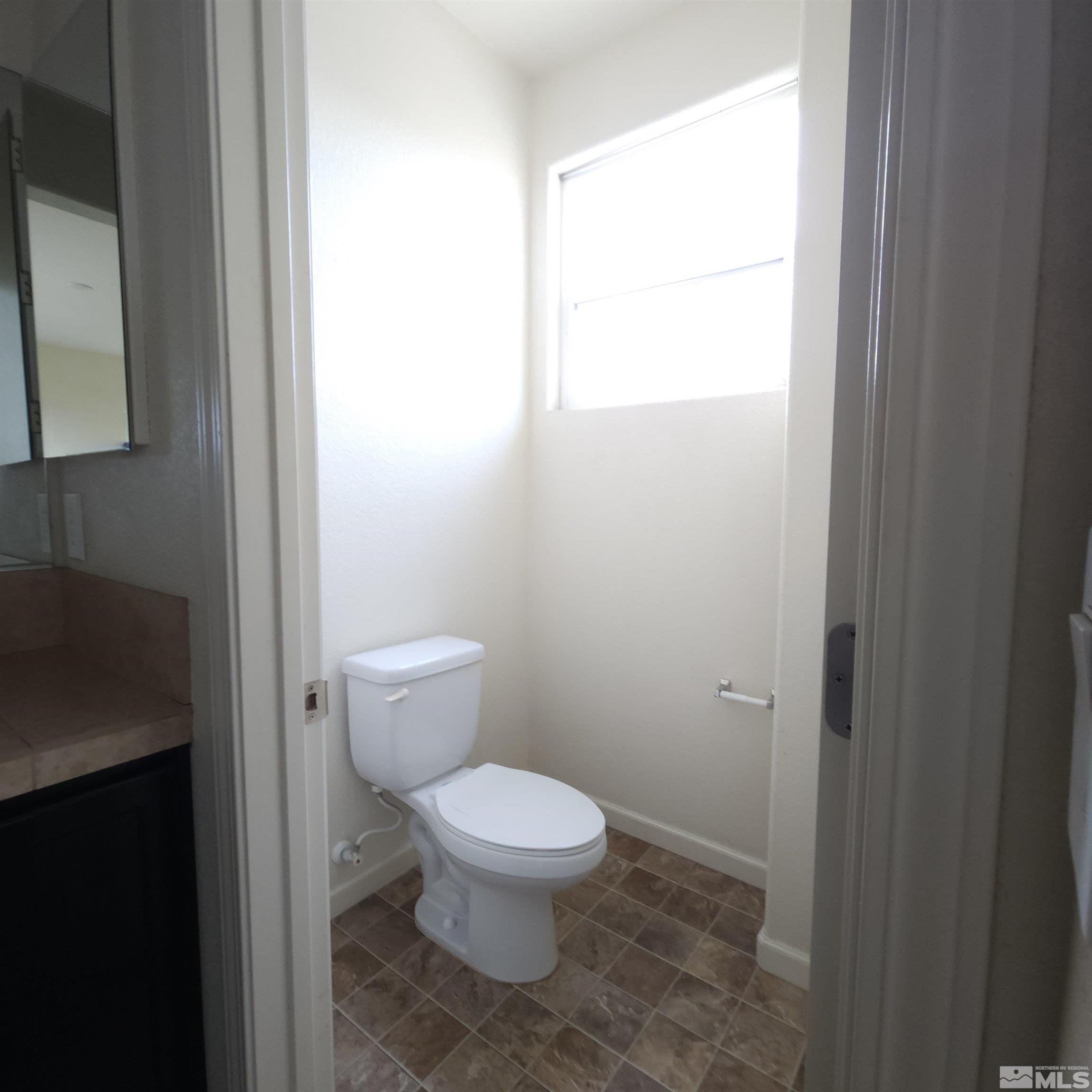 Photo #23: 240015415 Listing: Photo #23