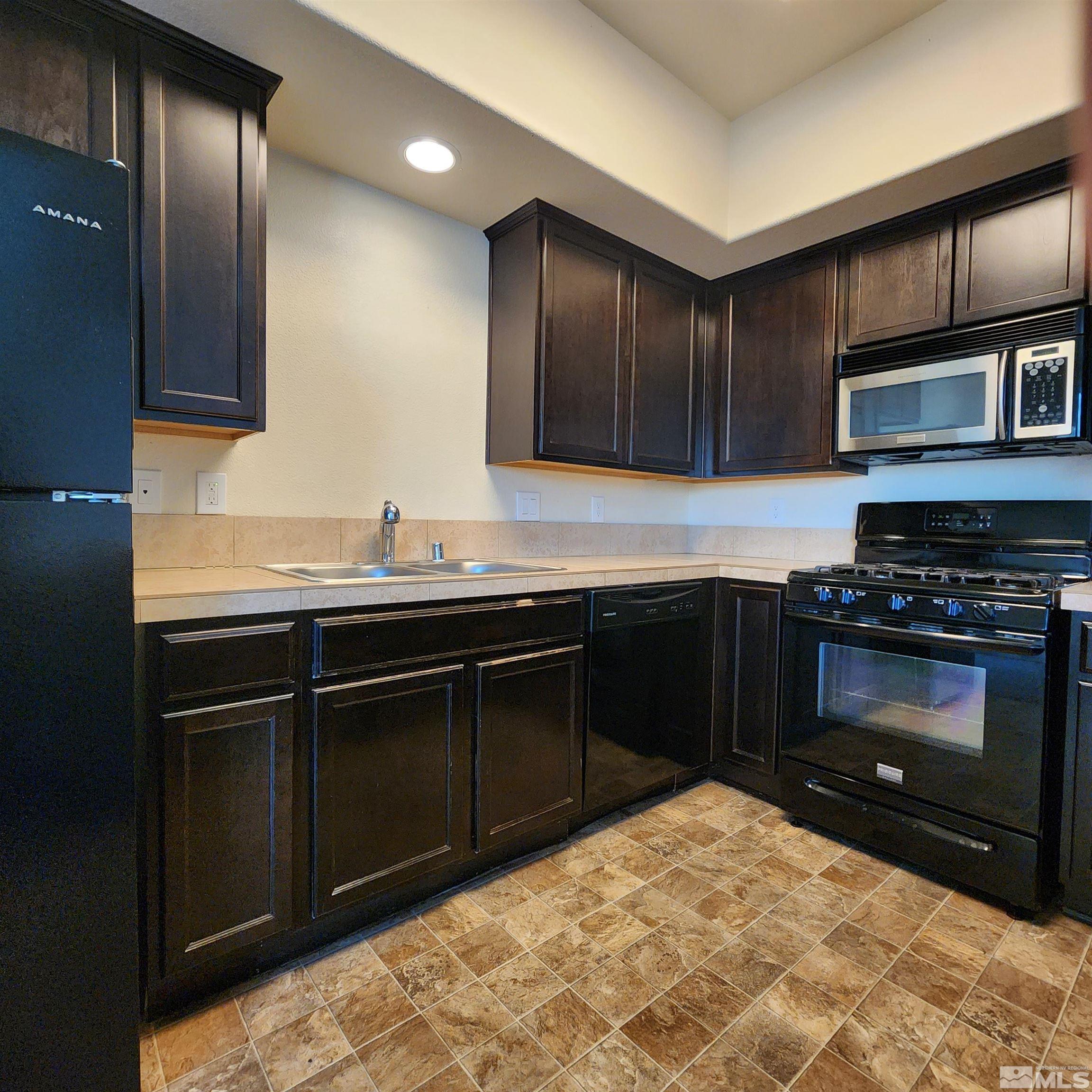 Photo #7: 240015415 Listing: Photo #7