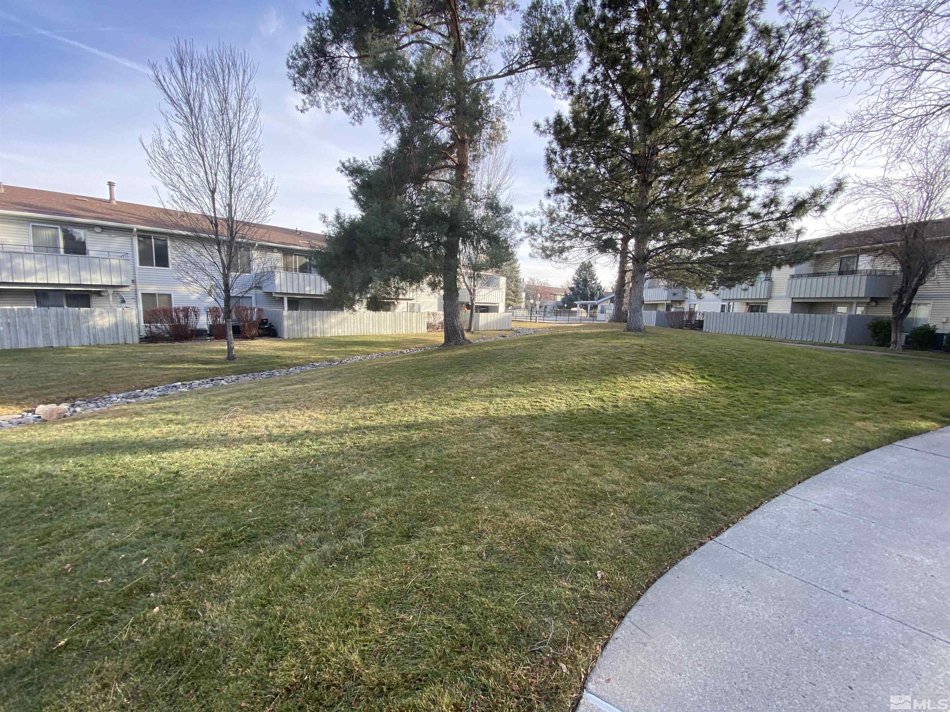 Photo #28: 240015446 Listing: Photo #28