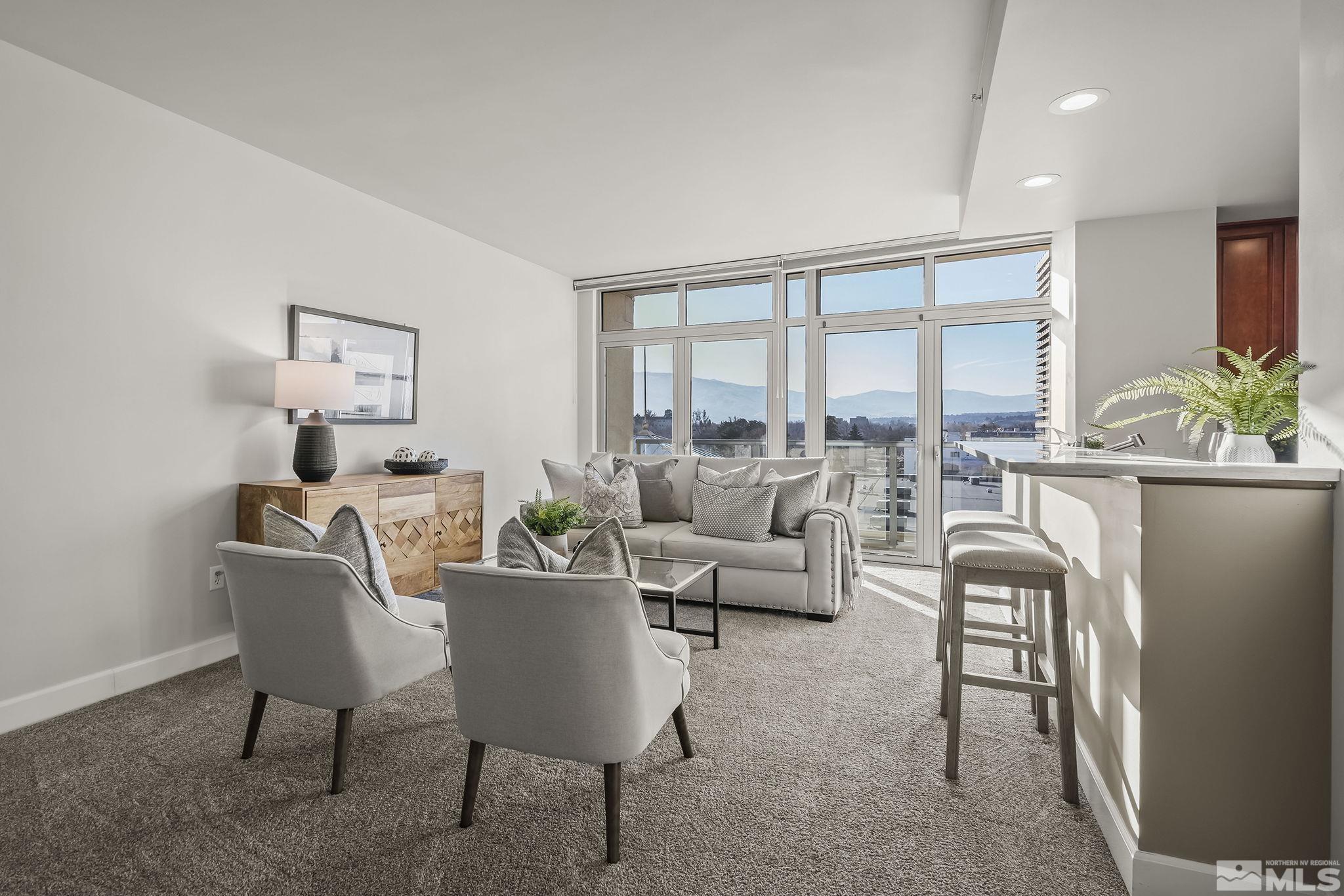 Photo #3: 240015503 Listing 