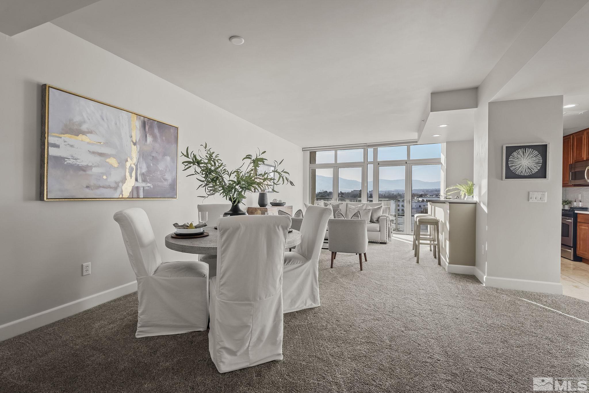 Photo #5: 240015503 Listing 