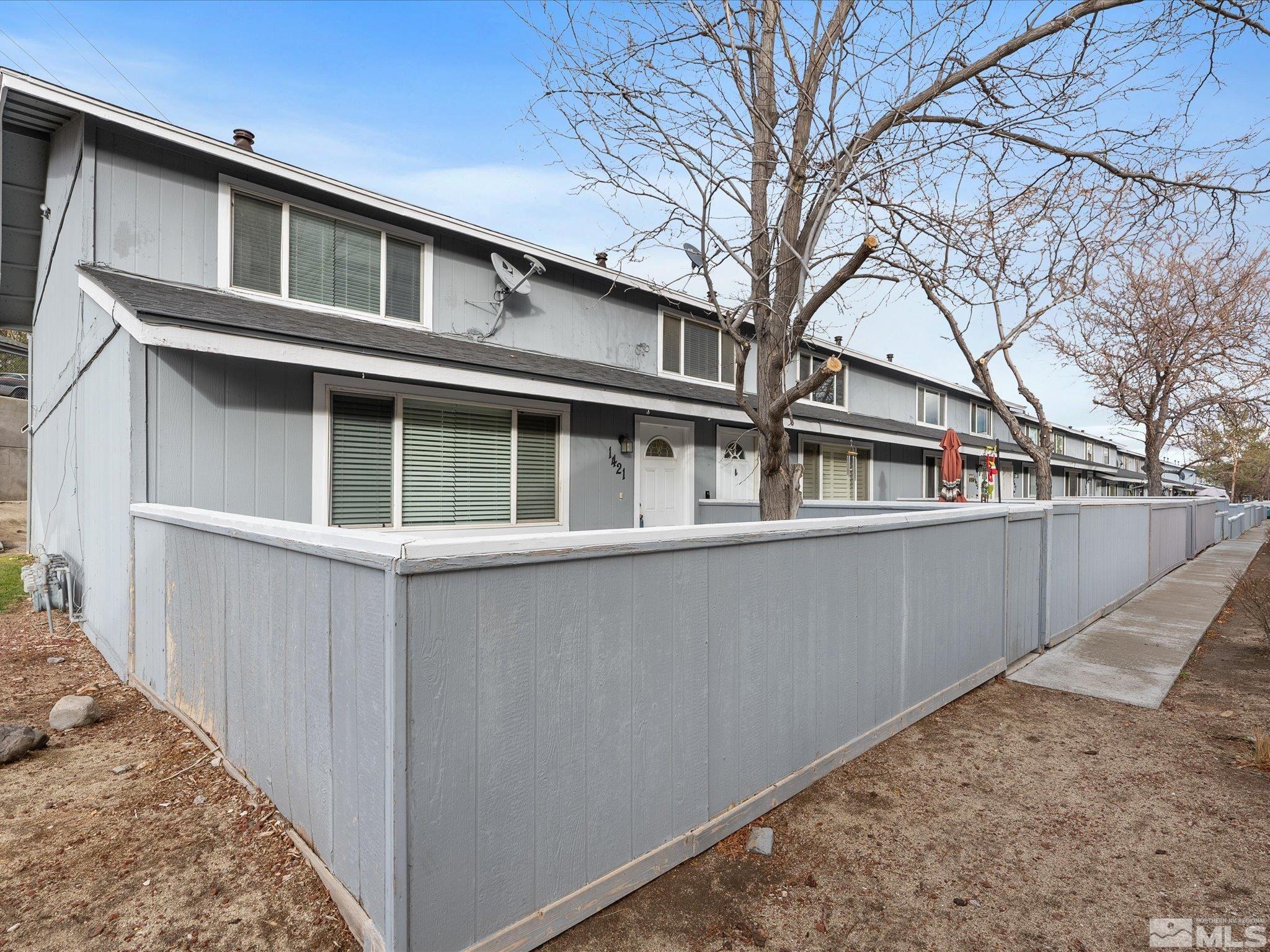 More Details about MLS # 240015551 : 1421 E LONG STREET