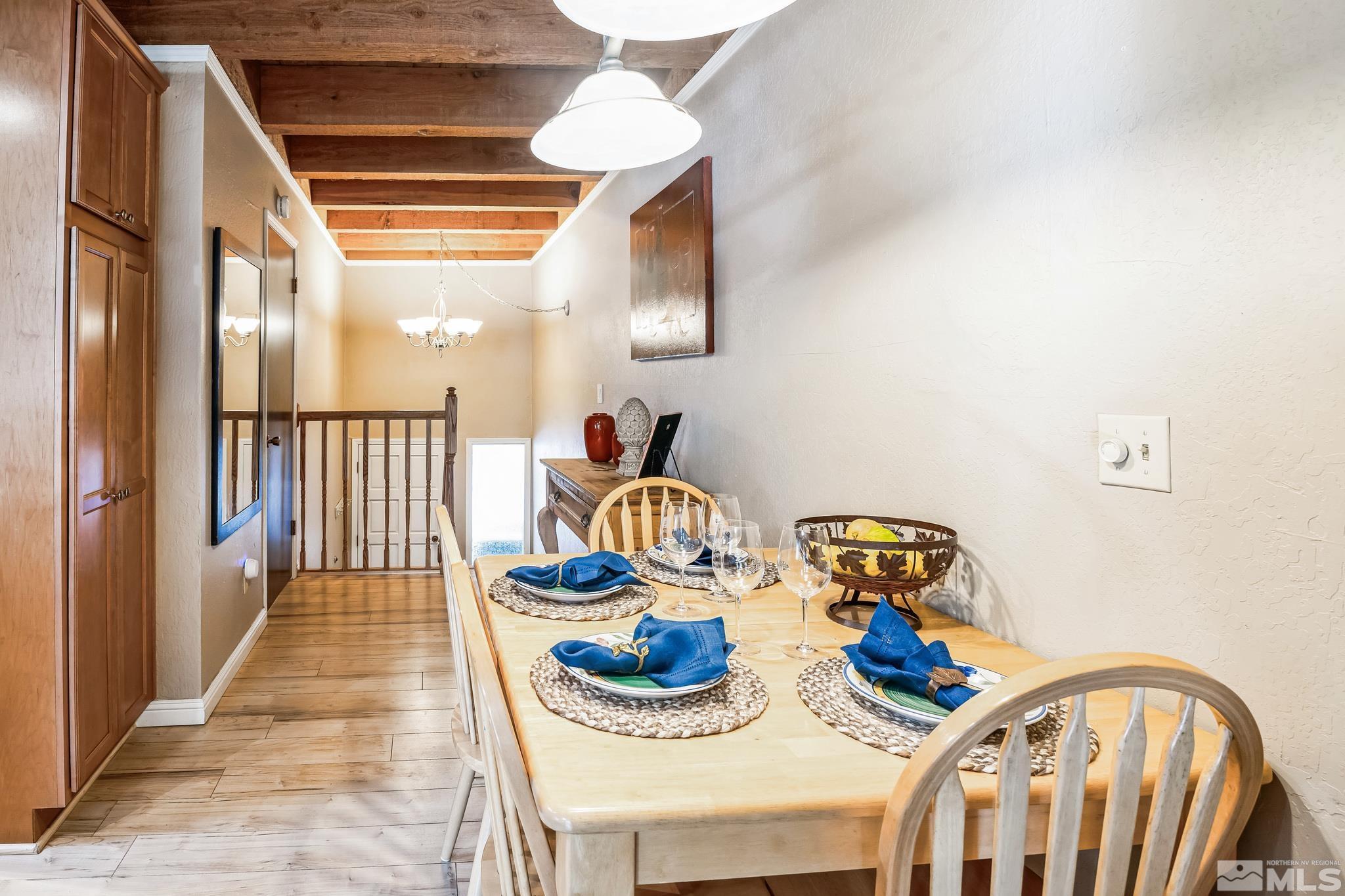 Photo #6: 240015608 Listing 