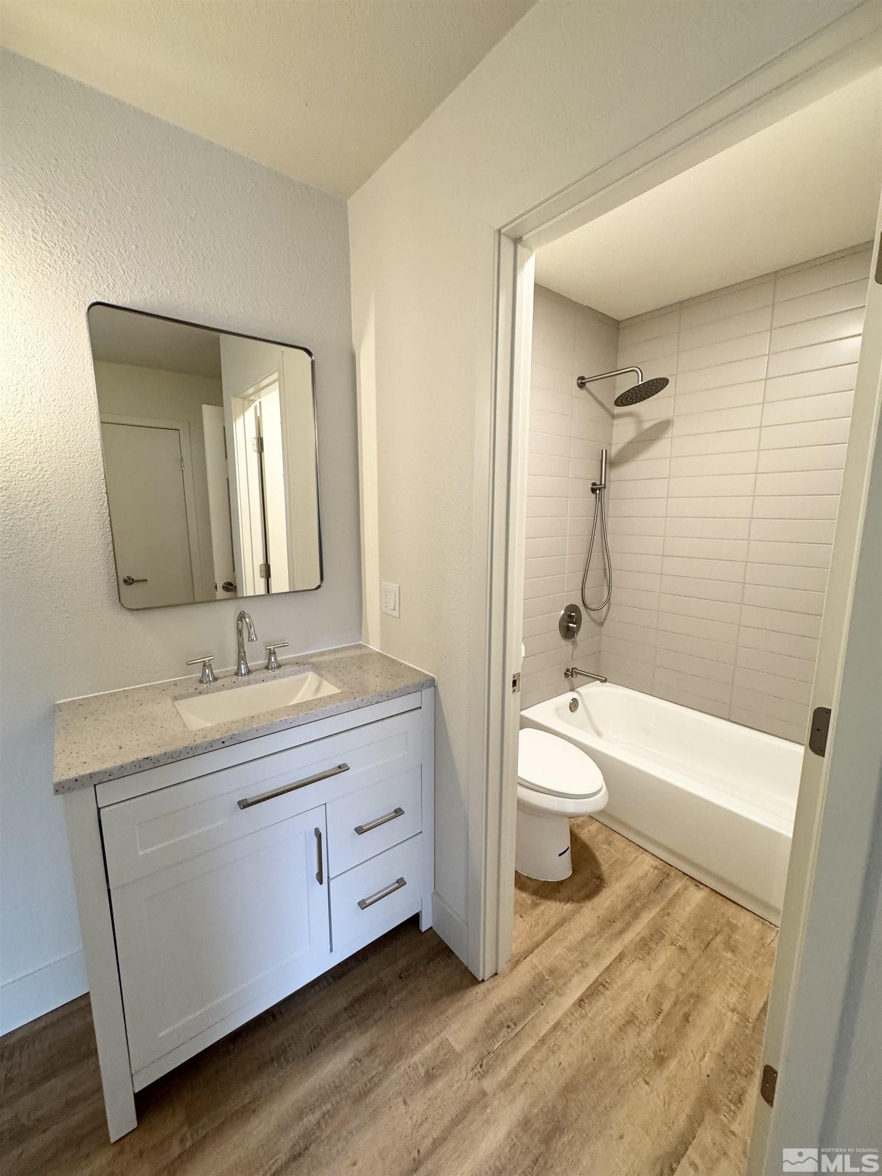 Photo #13: 240015609 Listing: Photo #13