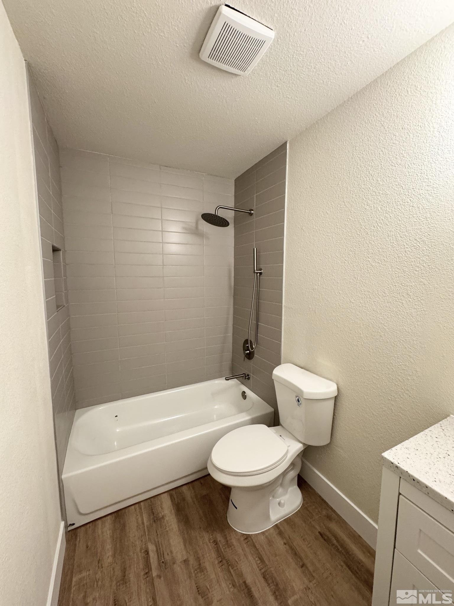 Photo #7: 240015609 Listing: Photo #7