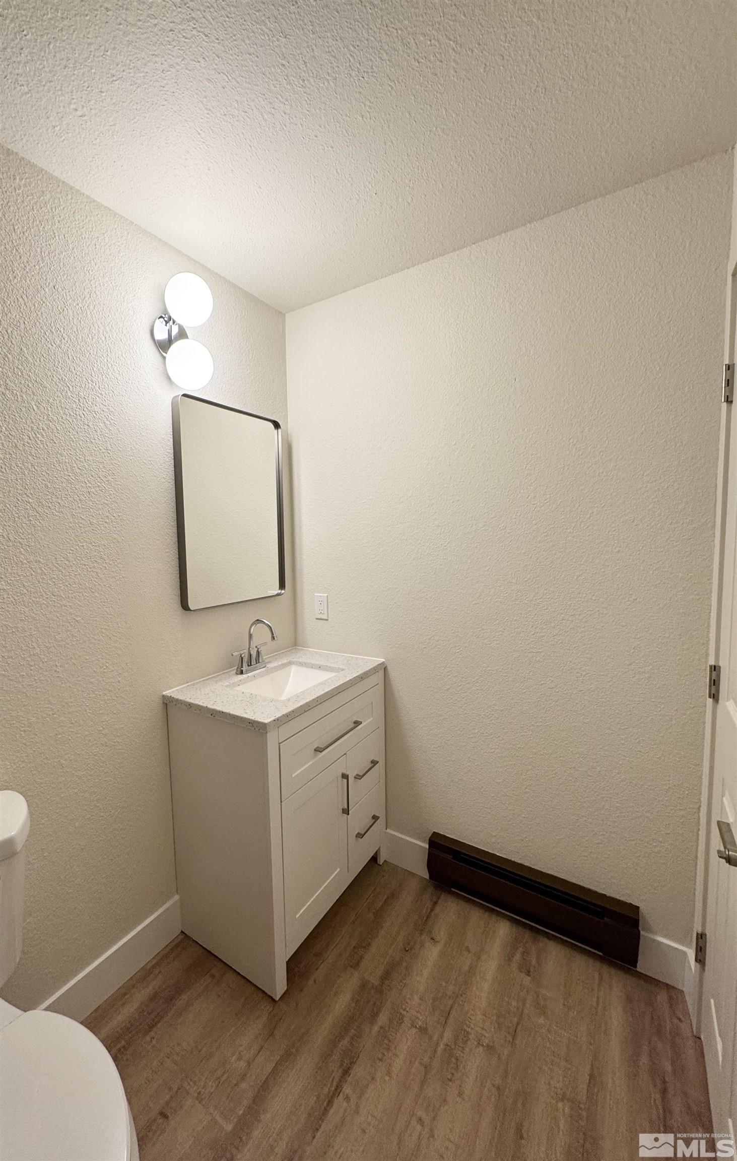 Photo #8: 240015609 Listing: Photo #8