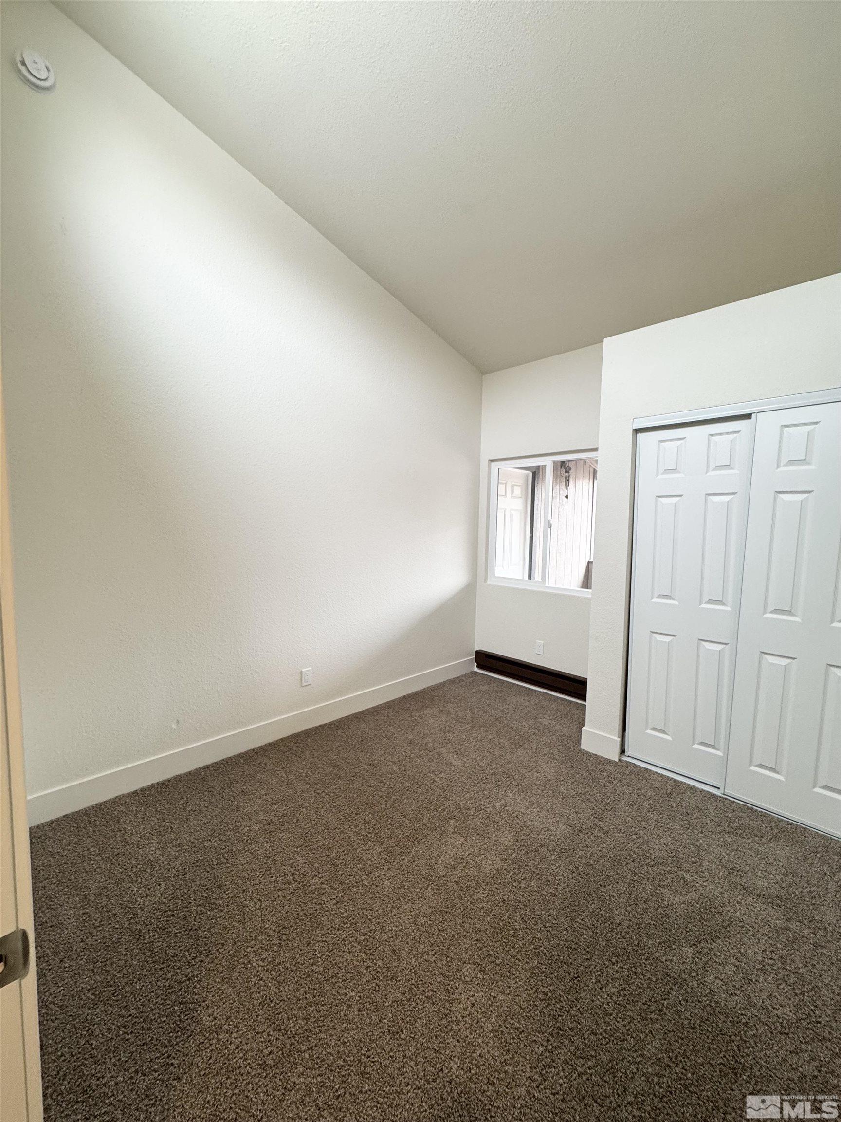 Photo #9: 240015609 Listing: Photo #9