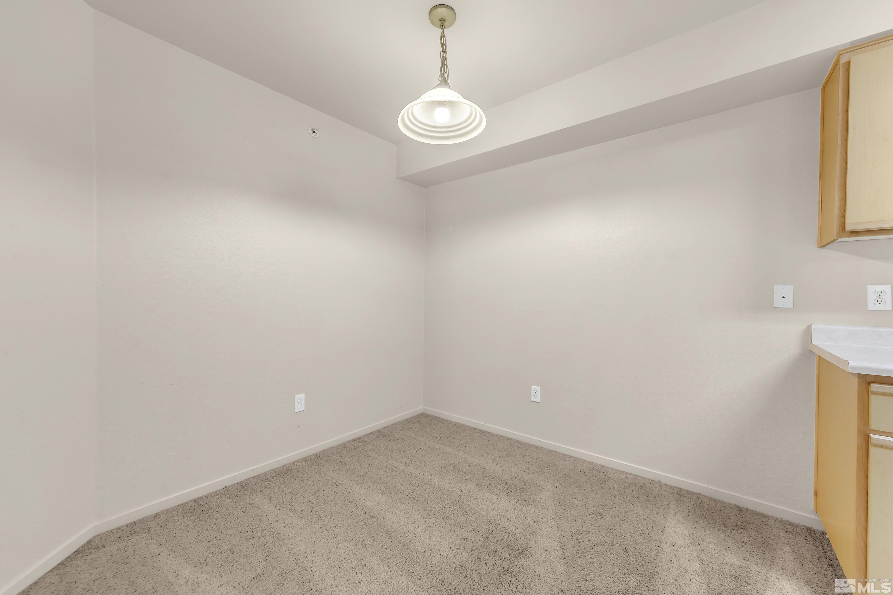 Photo #7: 250000069 Listing: Photo #7