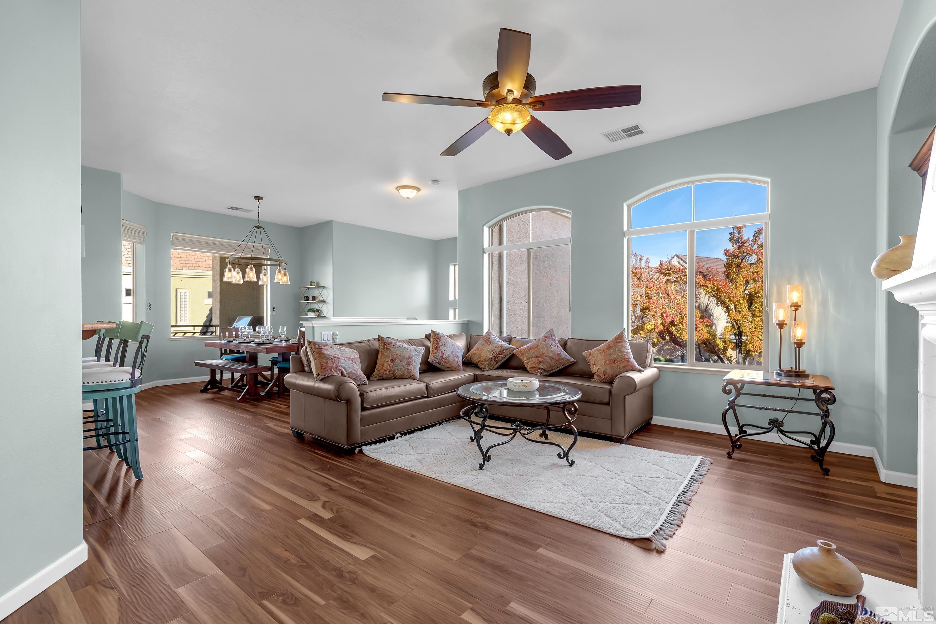 Photo #4: 250000072 Listing 