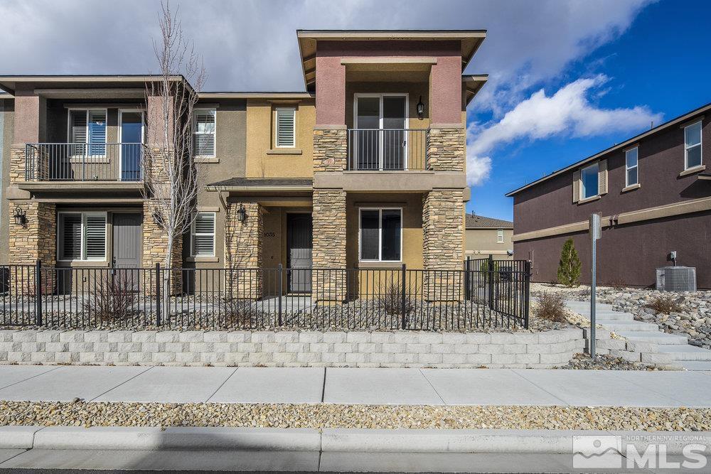 Photo #2: 250000123 Listing 