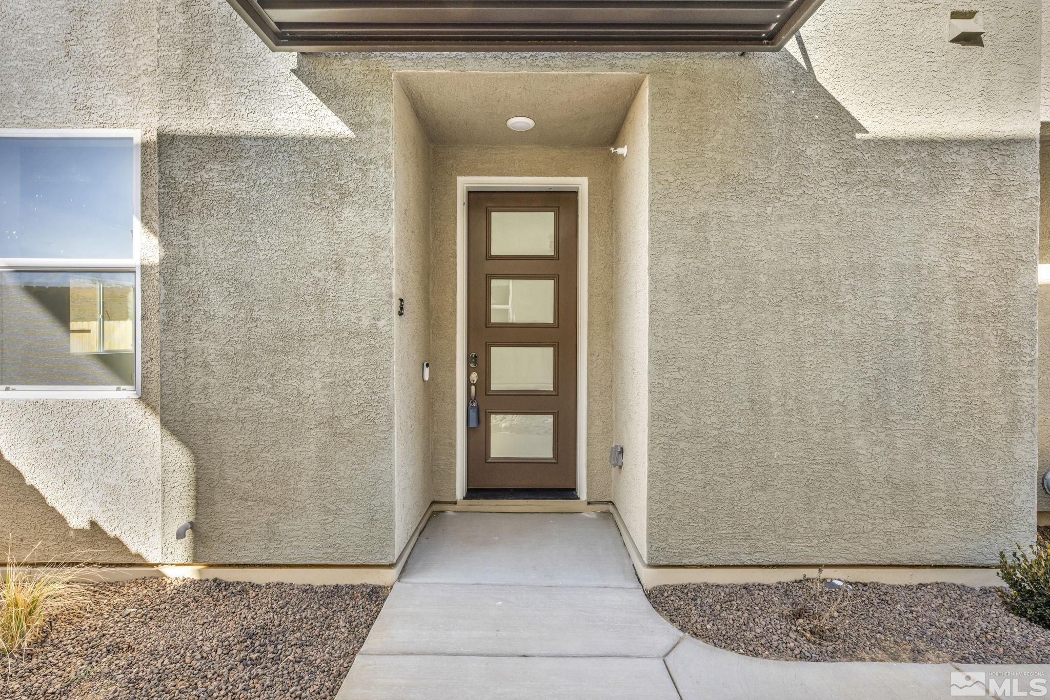 Photo #3: 250000136 Listing 