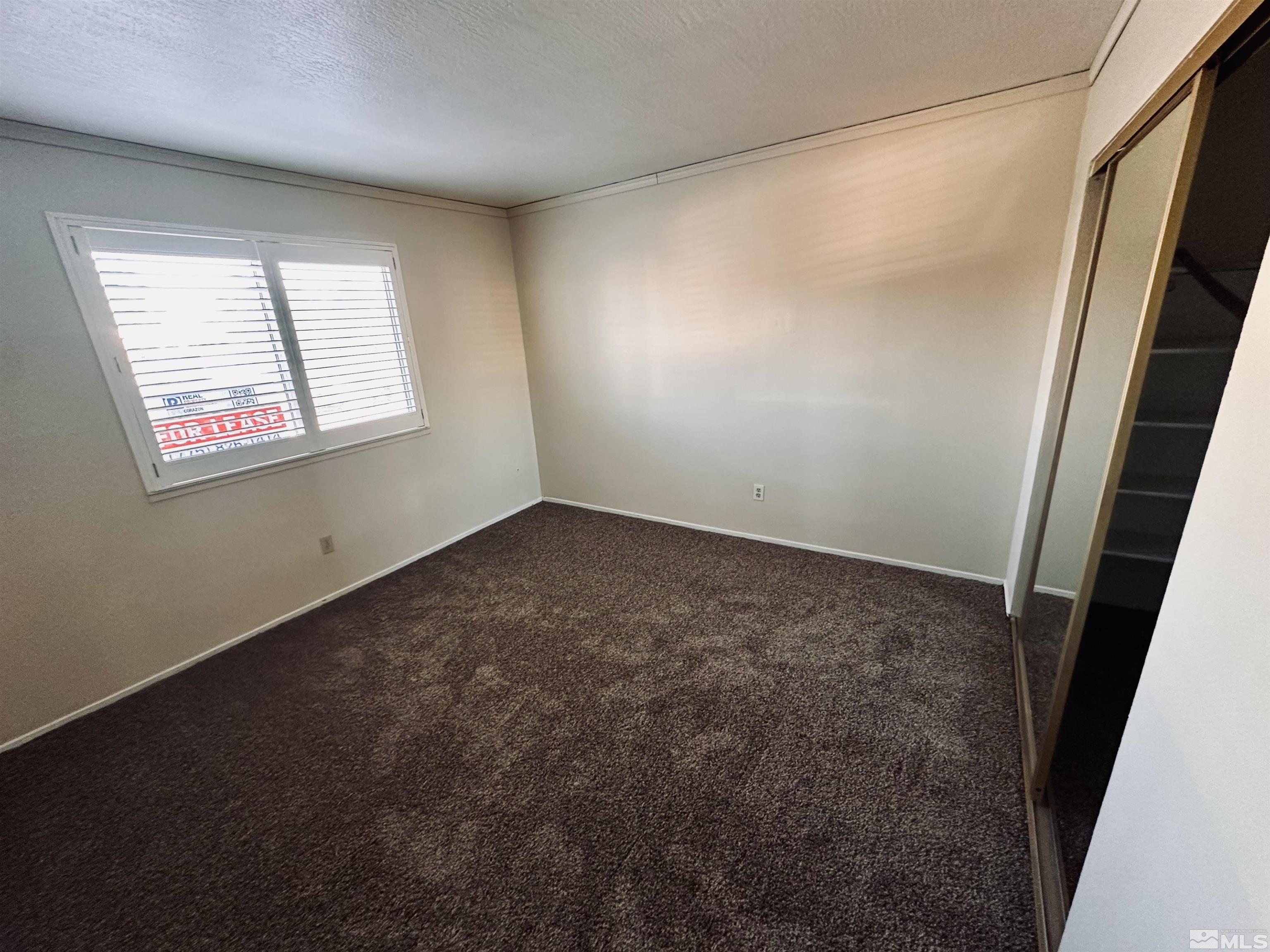 Photo #7: 250000165 Listing: Photo #7