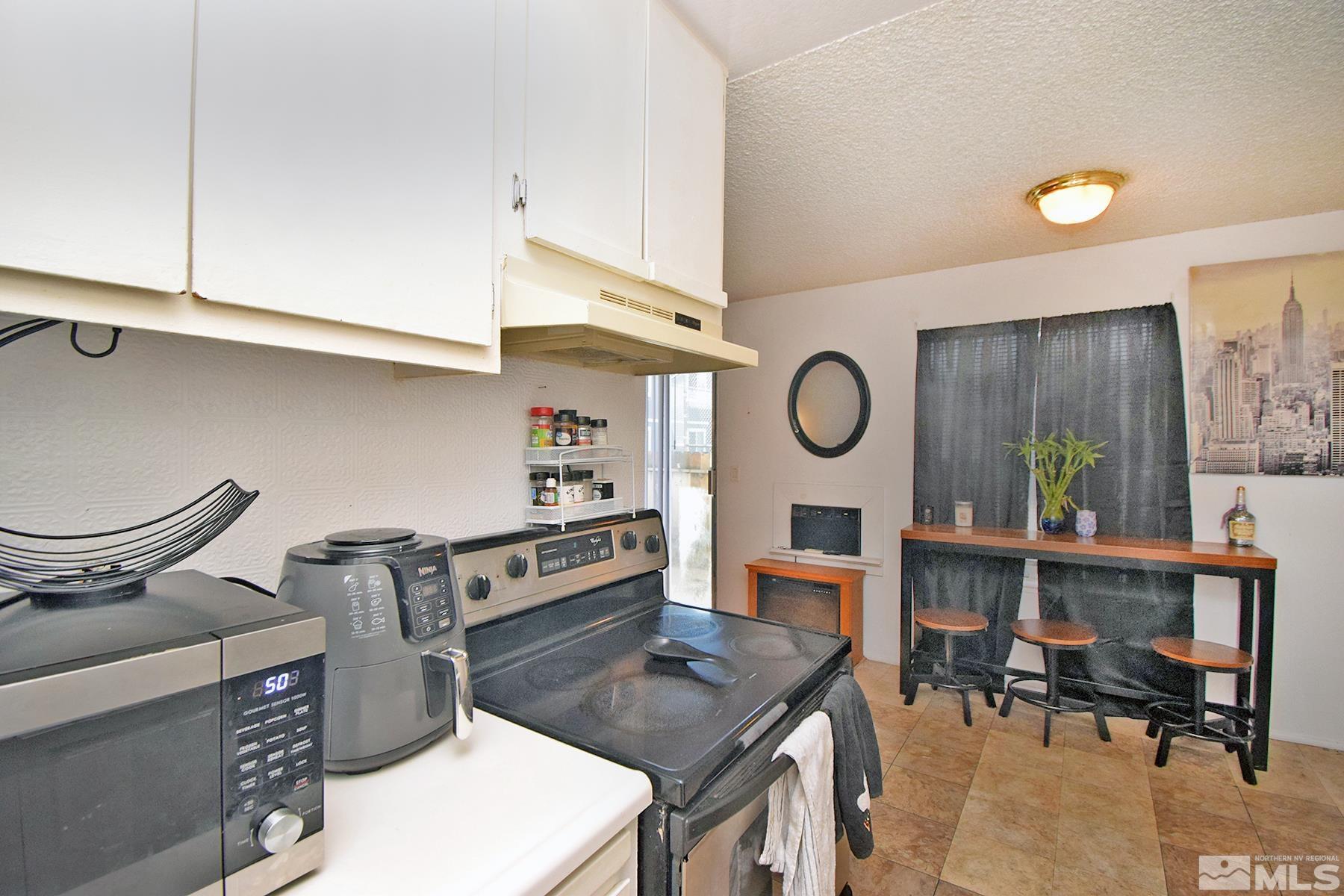 Photo #6: 250000215 Listing: Photo #6