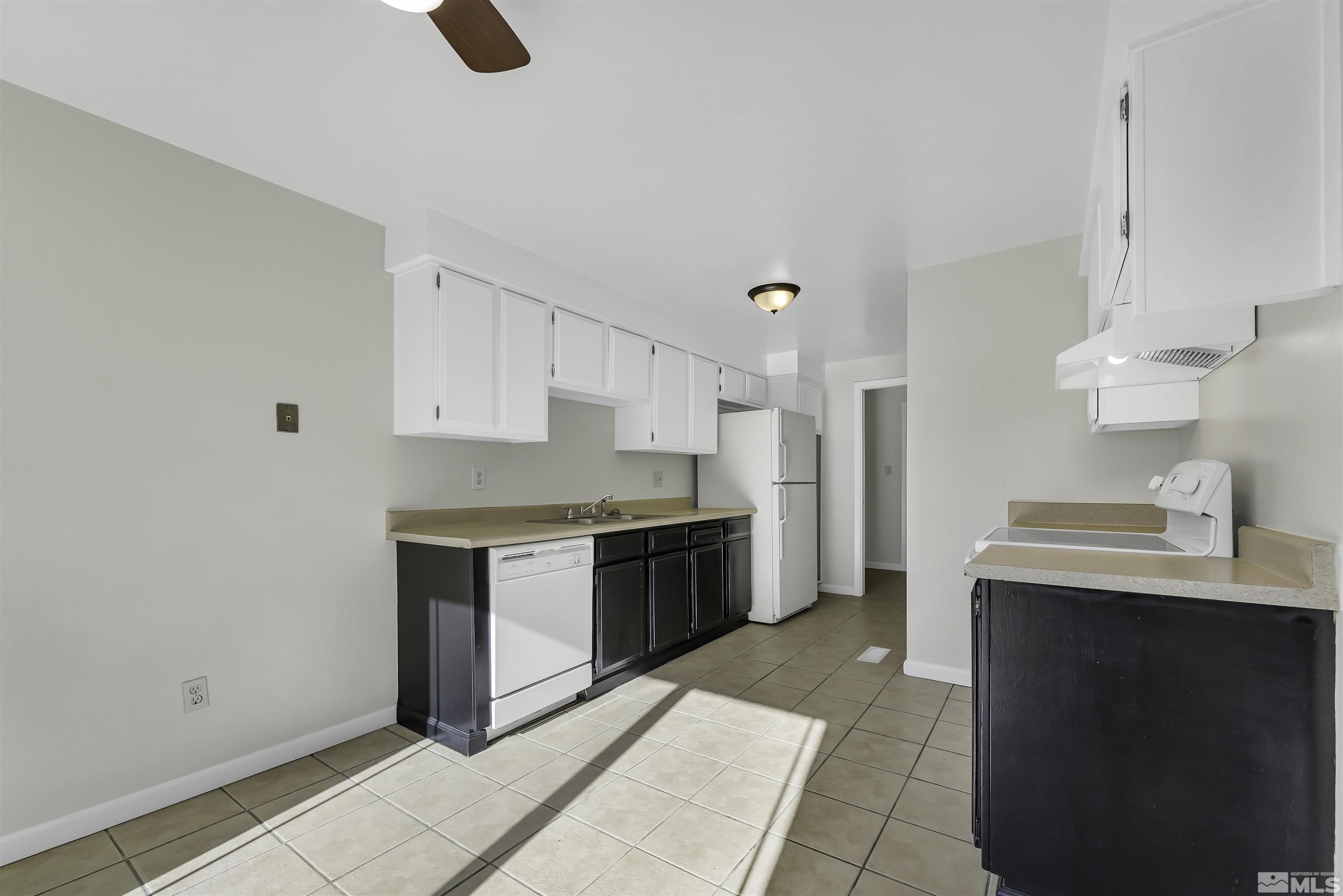 Photo #6: 250000220 Listing 