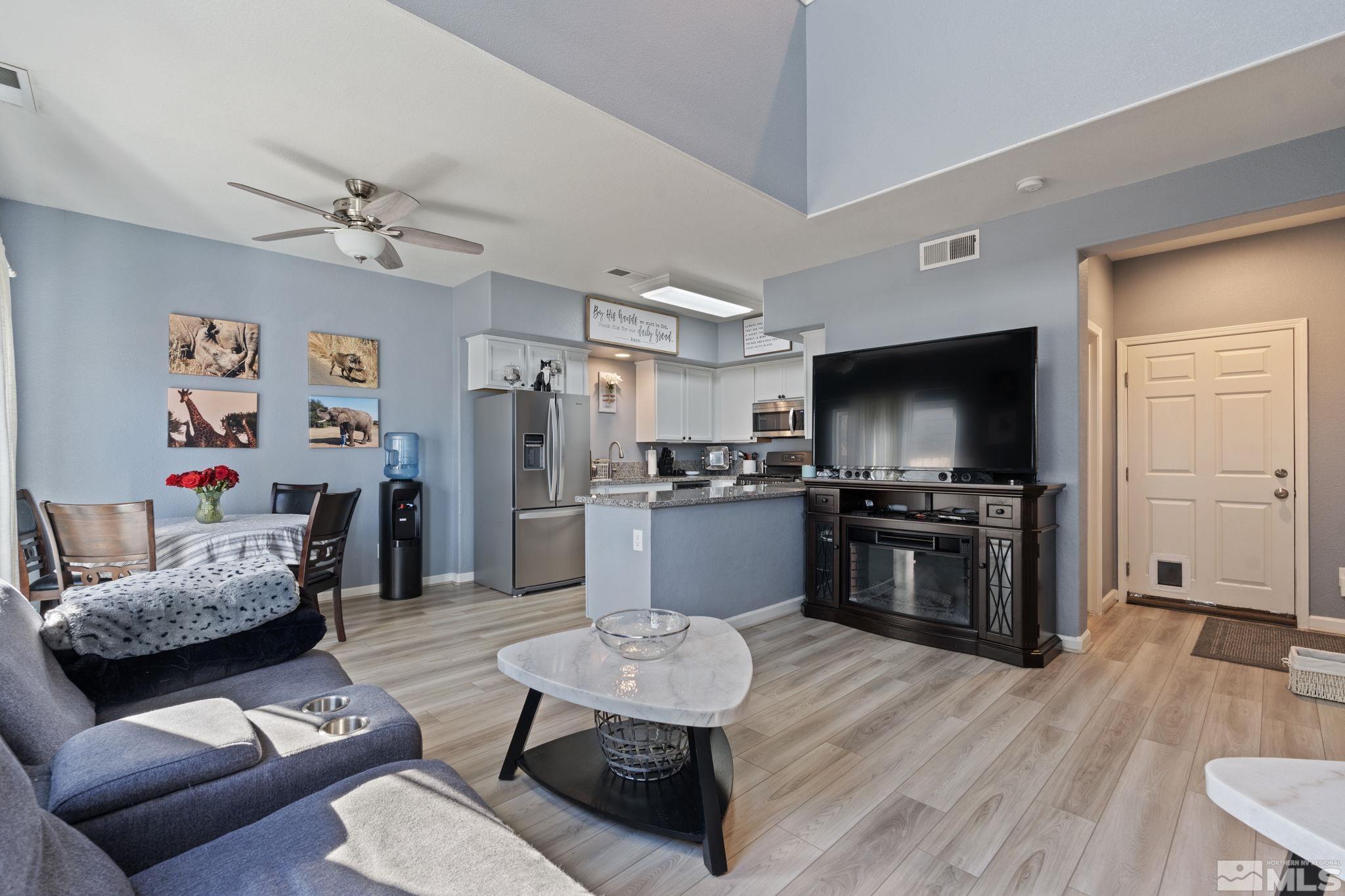 Photo #4: 250000274 Listing 