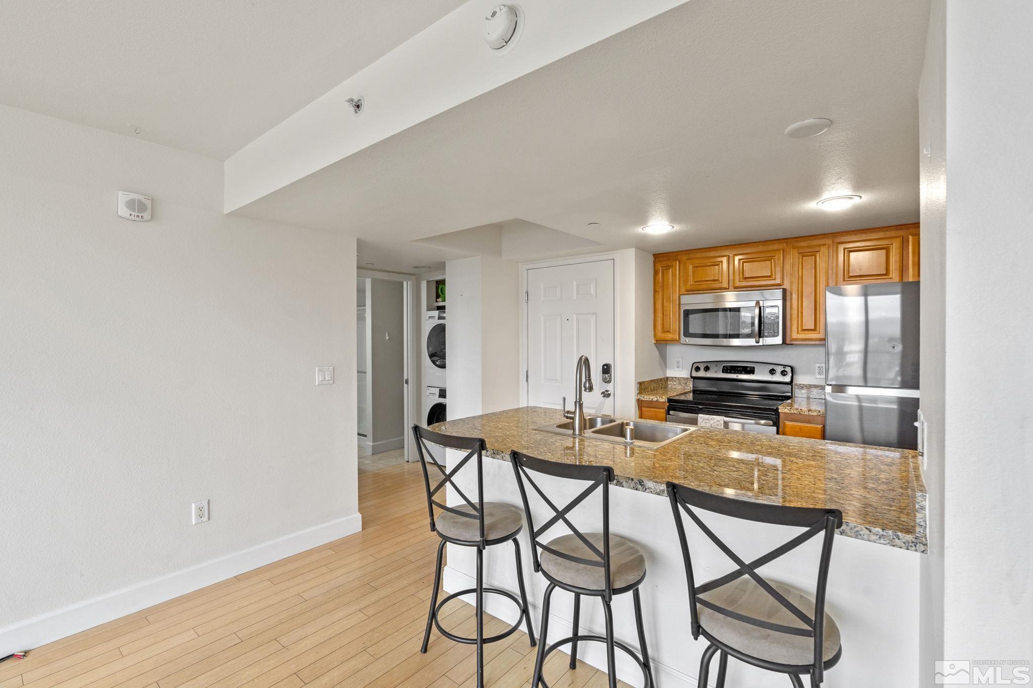 Photo #6: 250000314 Listing 