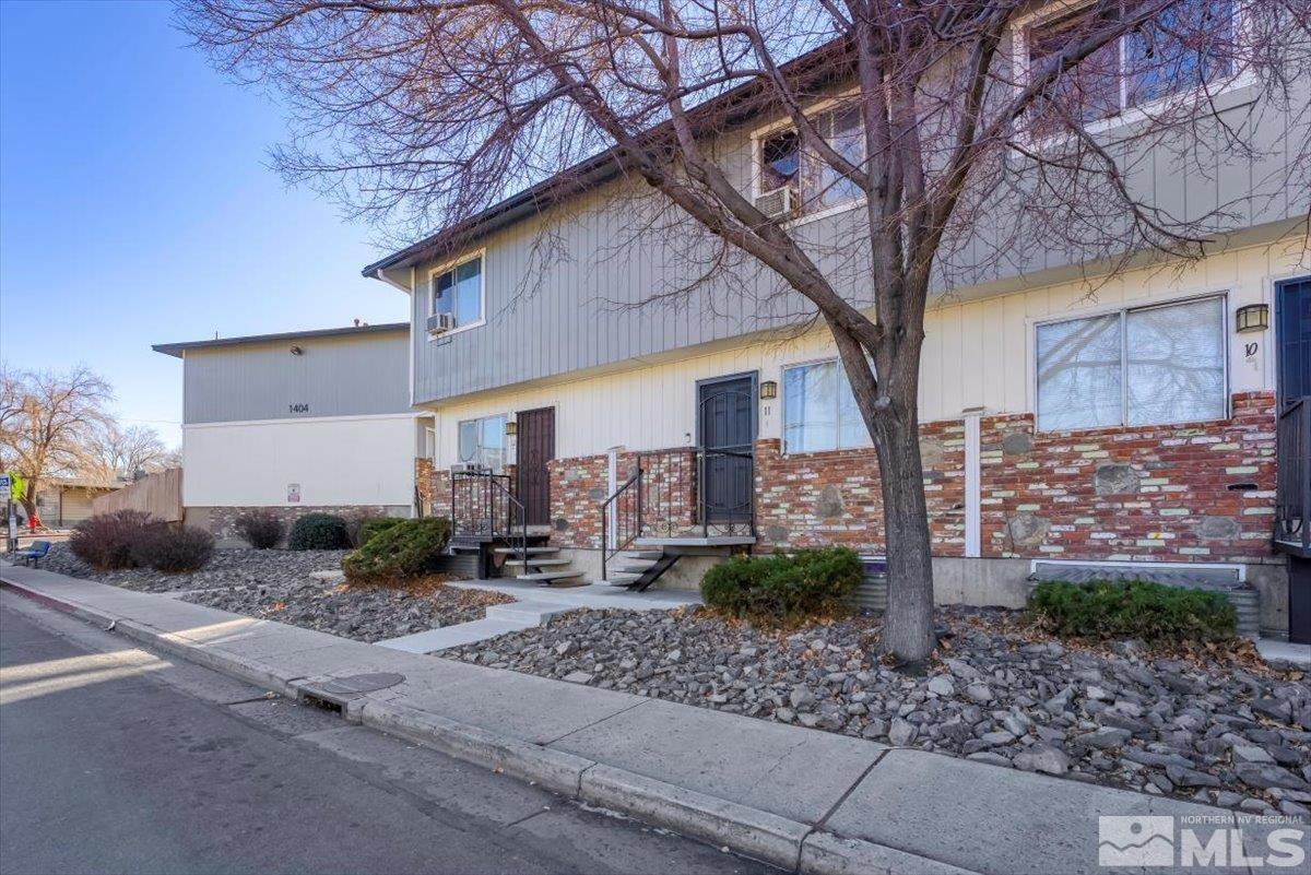 Photo #3: 250000338 Listing 