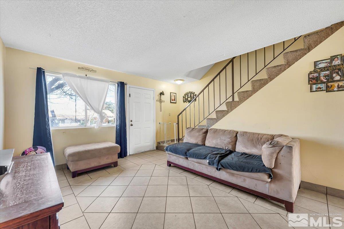 Photo #6: 250000338 Listing 