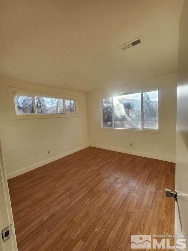 Photo #4: 250000408 Listing 